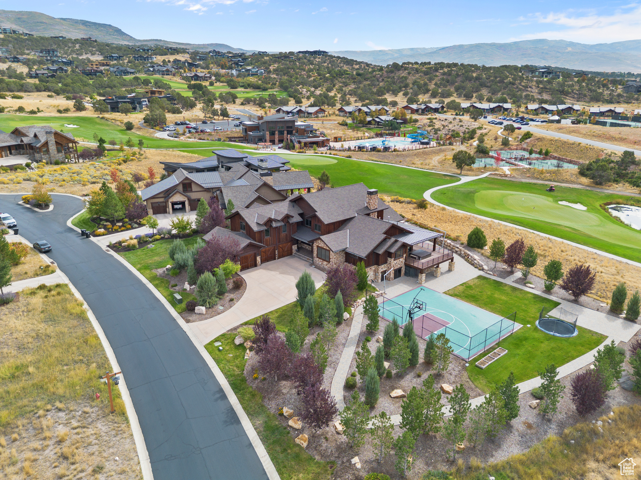 RED LEDGES - Residential