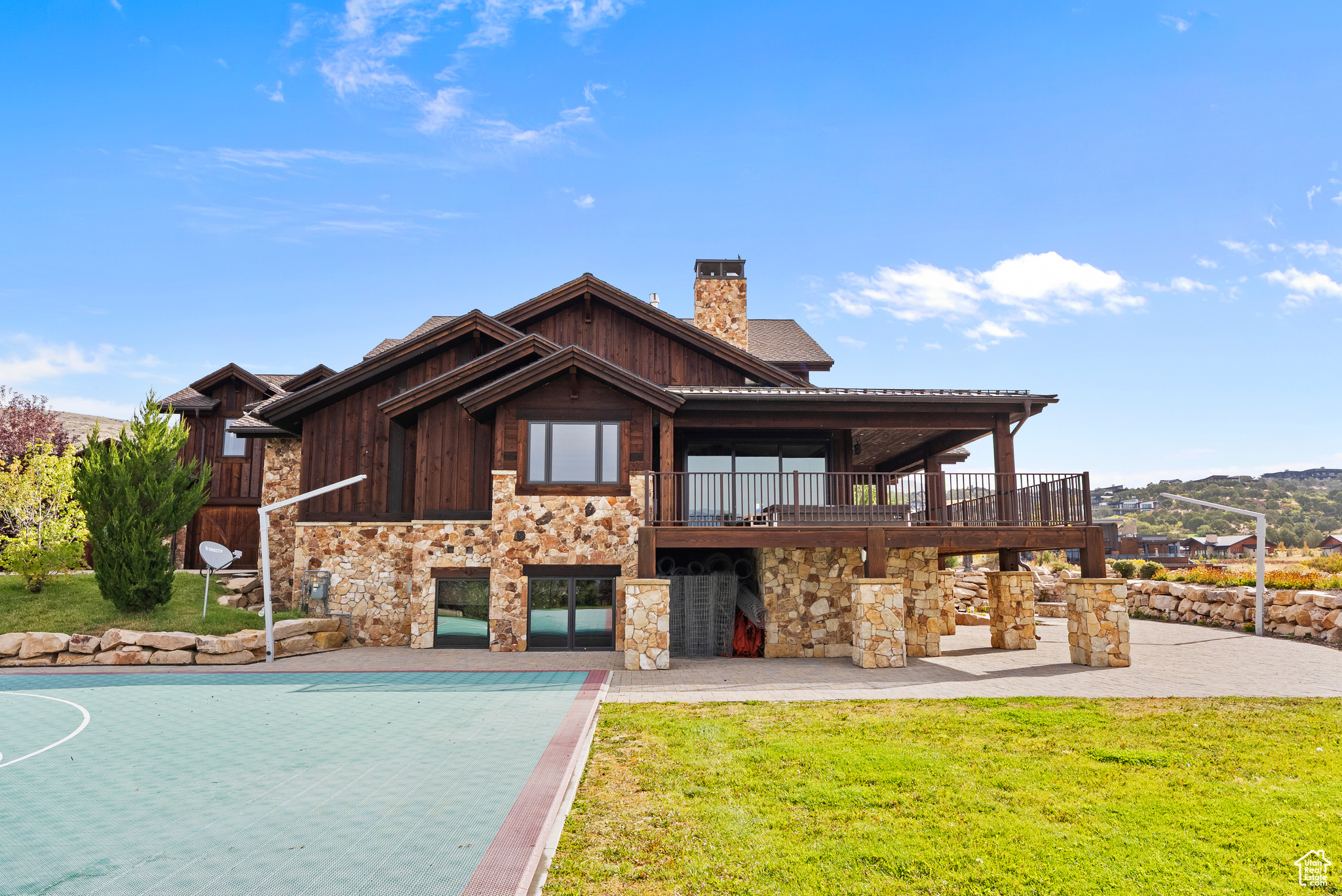 RED LEDGES - Residential