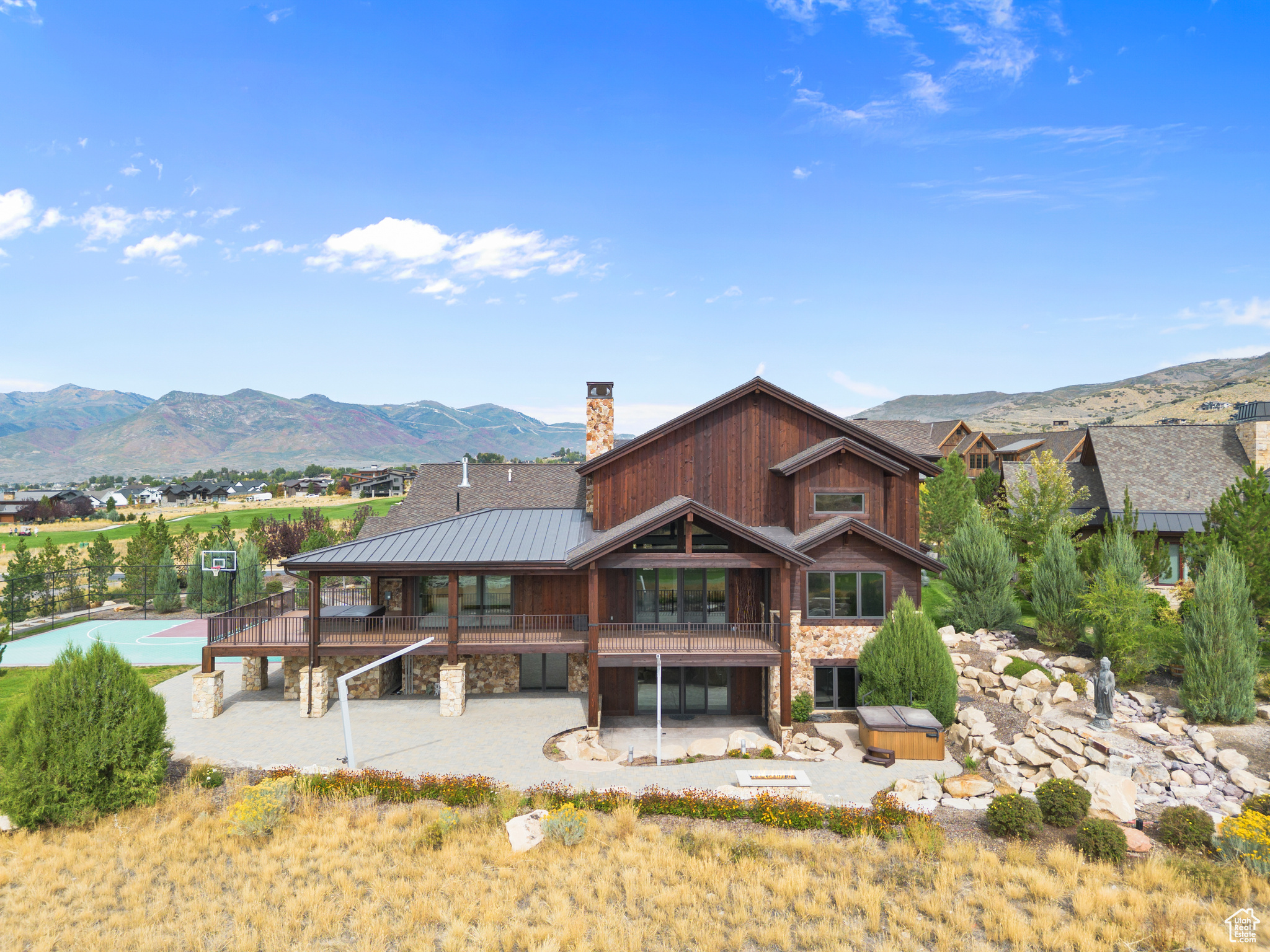 RED LEDGES - Residential