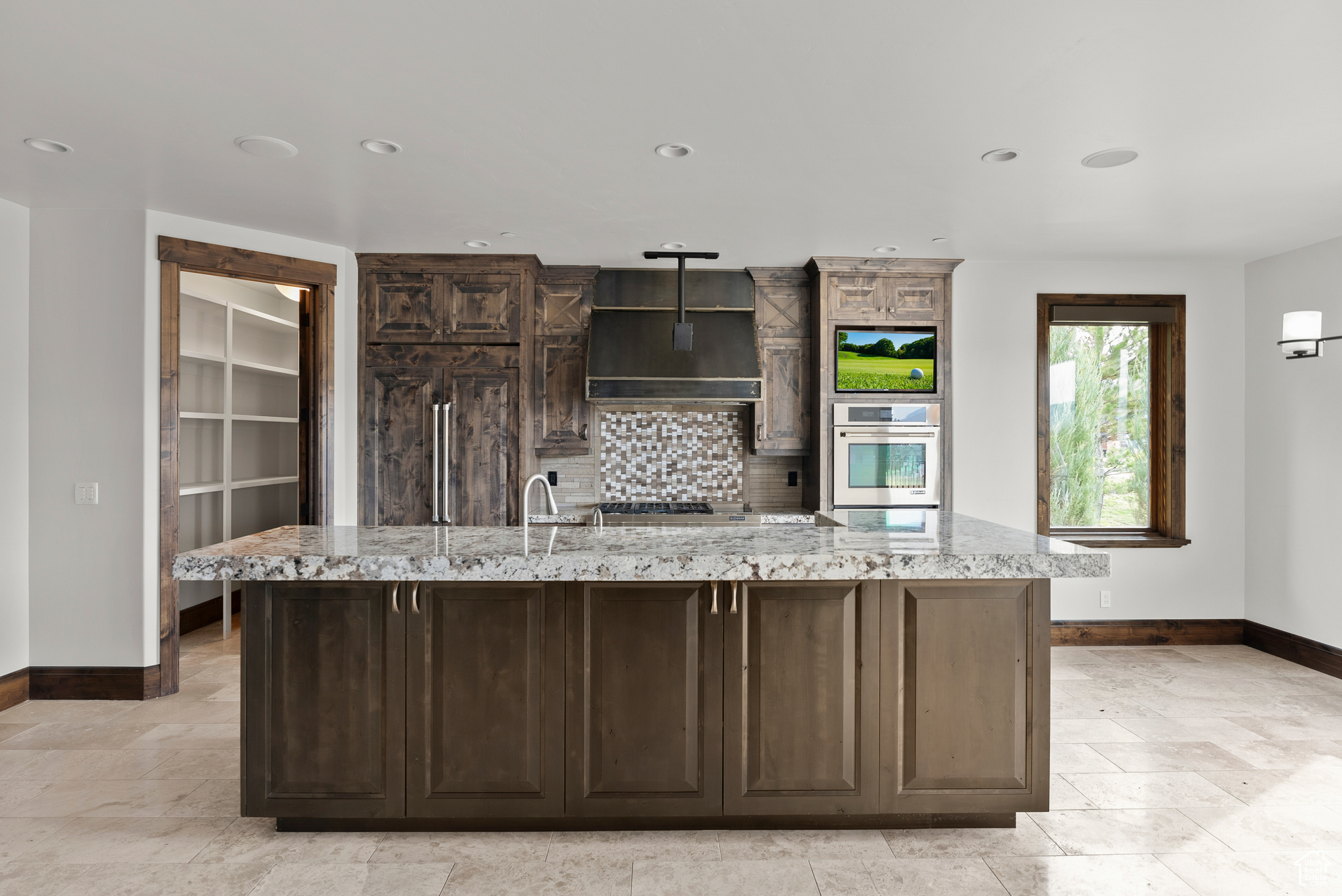 RED LEDGES - Residential