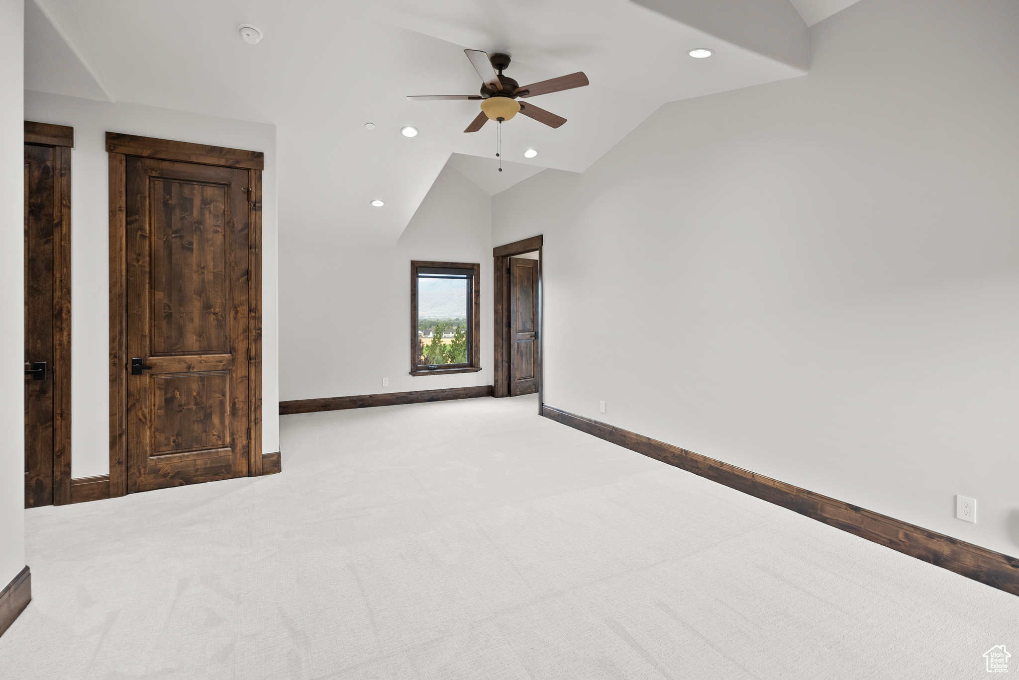 RED LEDGES - Residential