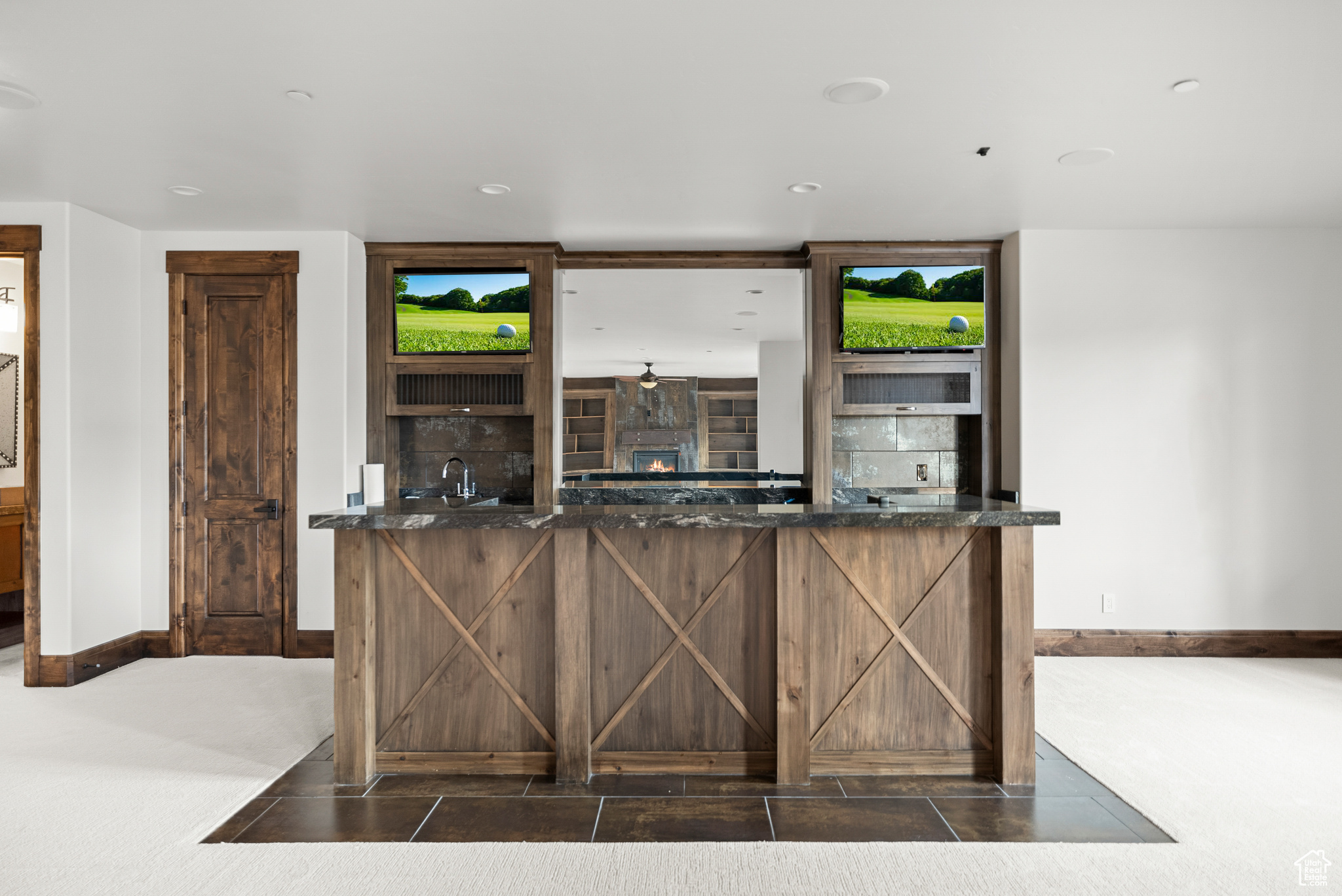 RED LEDGES - Residential