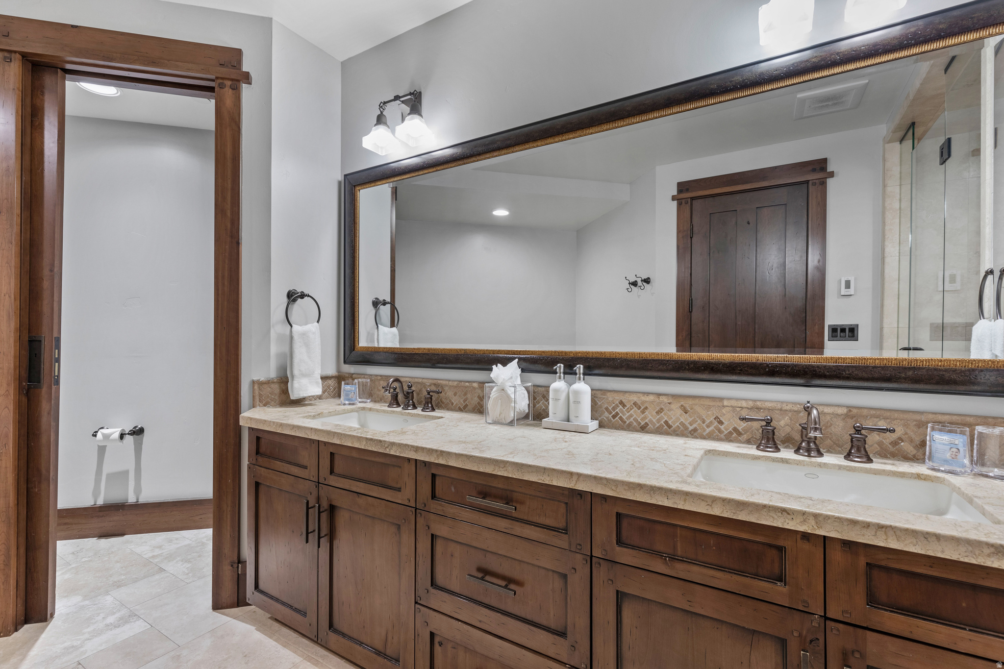 EMPIRE/ ARROWLEAF - Residential