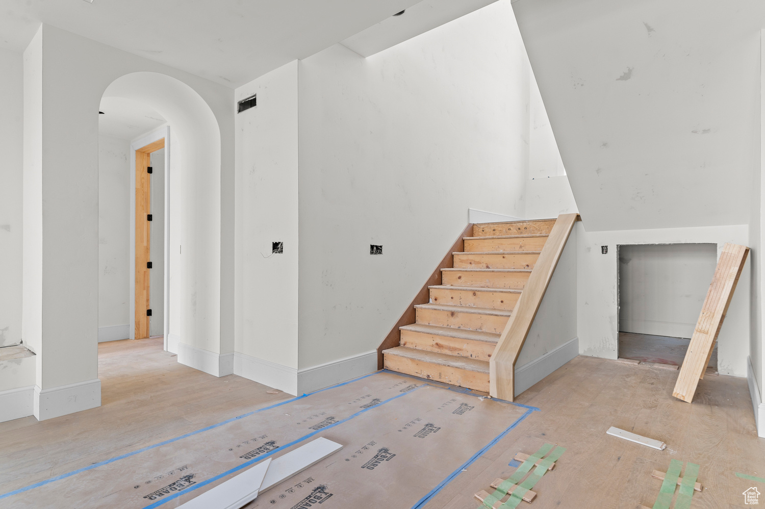 TRAVERSE MOUNTAIN - Residential