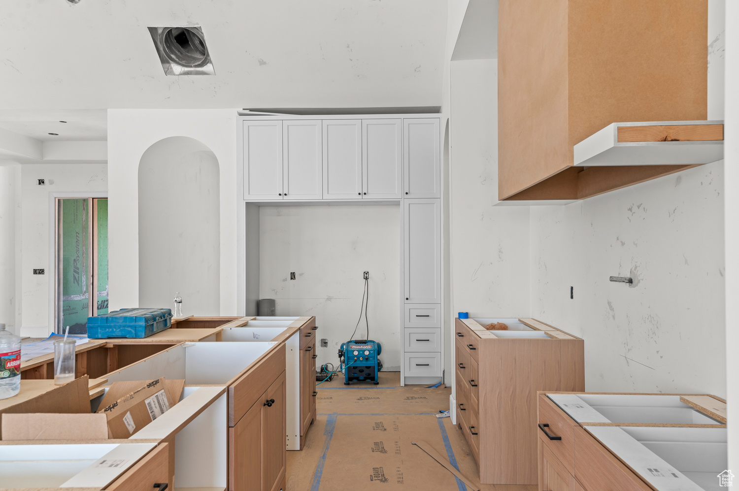 TRAVERSE MOUNTAIN - Residential