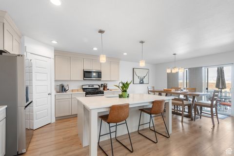 Tiny photo for 6542 W IPSWITCH WAY, Herriman, UT 84096 (MLS # 2118593)