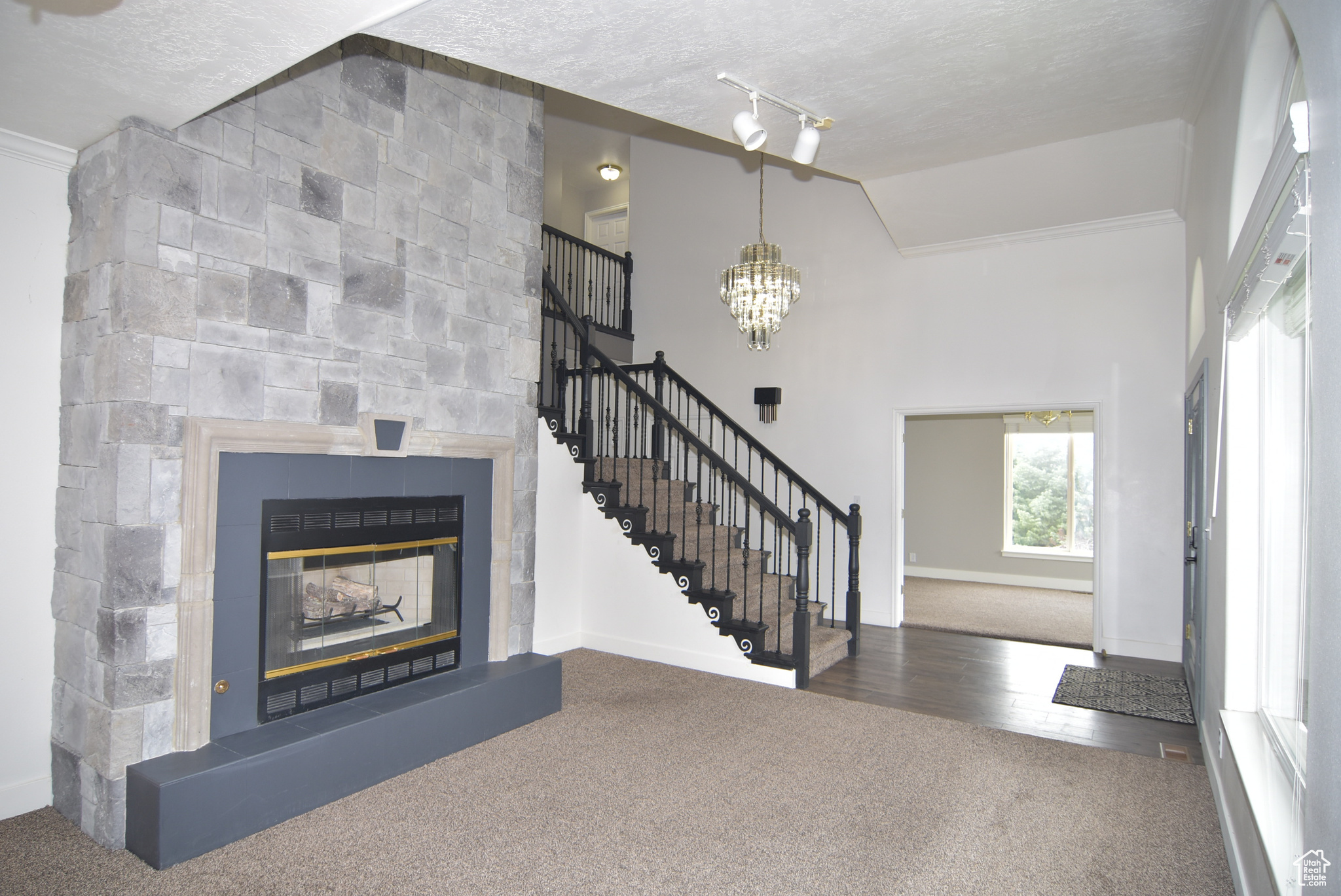 OAK BLUFF ESTATES - Residential