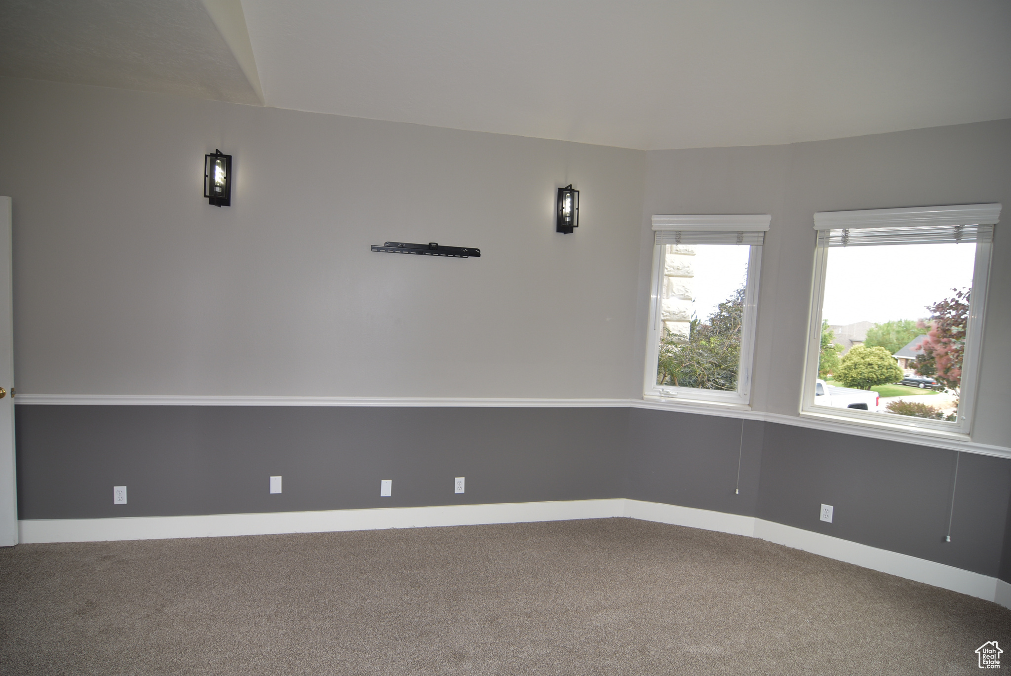 OAK BLUFF ESTATES - Residential