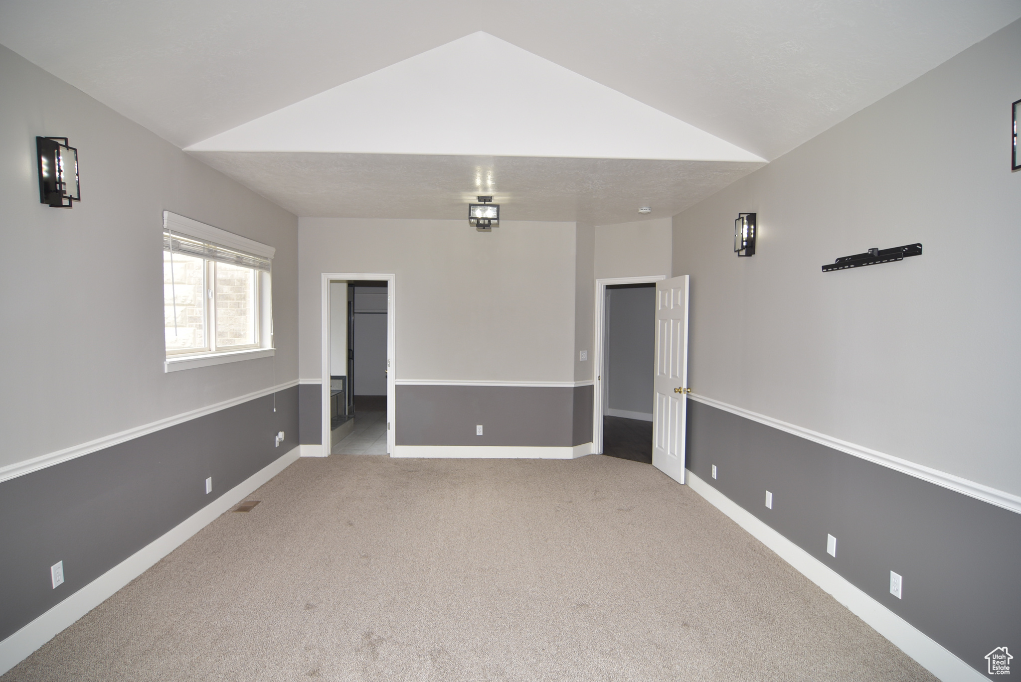 OAK BLUFF ESTATES - Residential