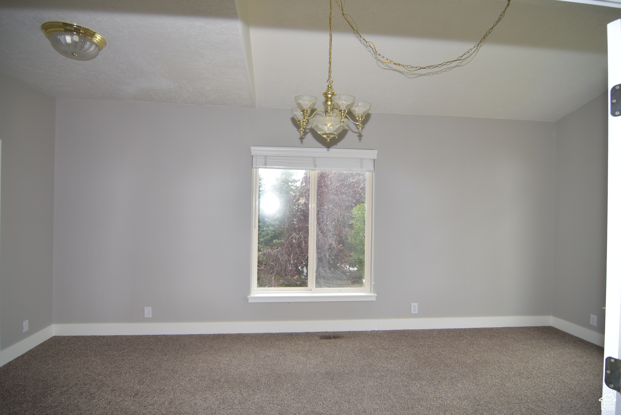 OAK BLUFF ESTATES - Residential