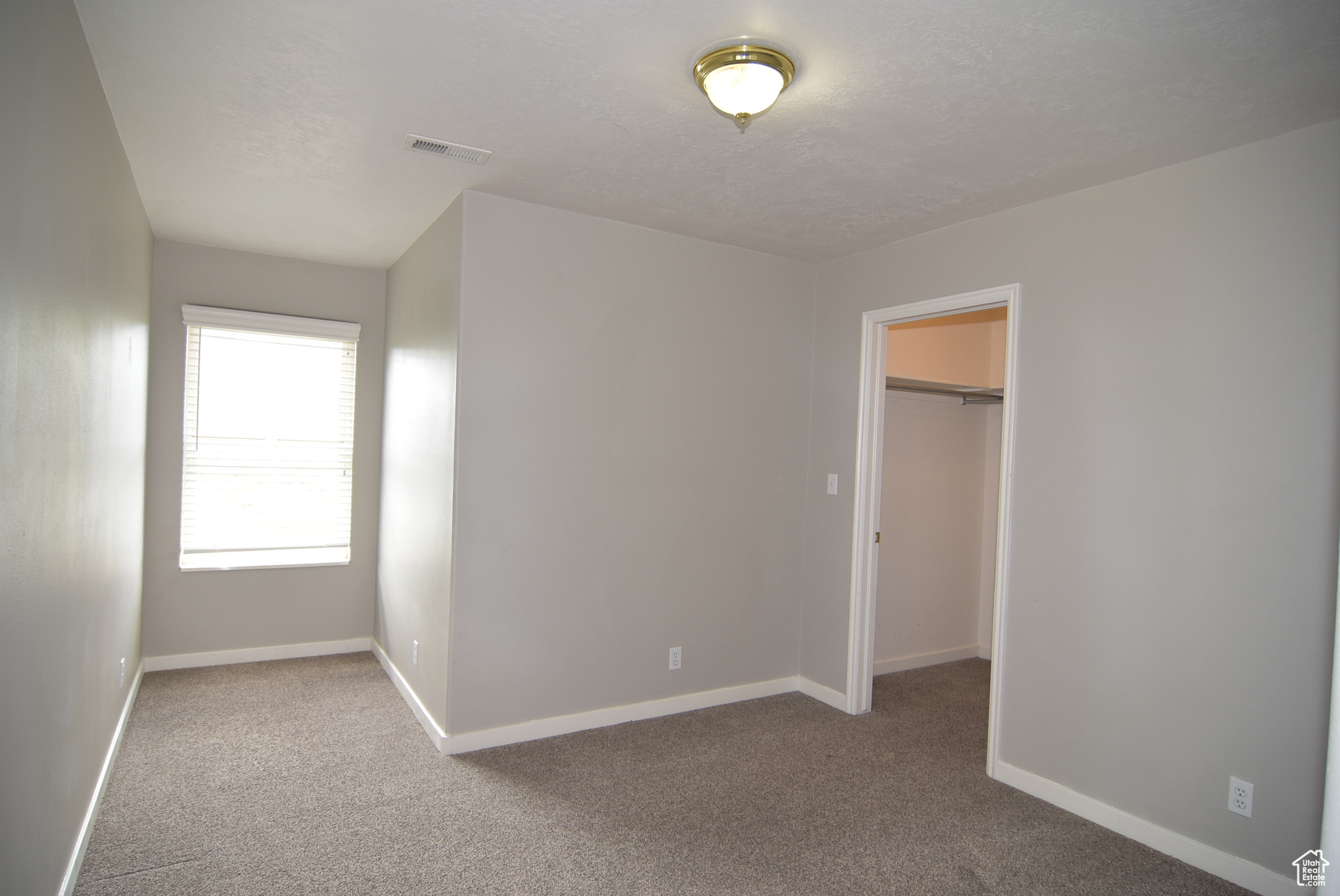 OAK BLUFF ESTATES - Residential
