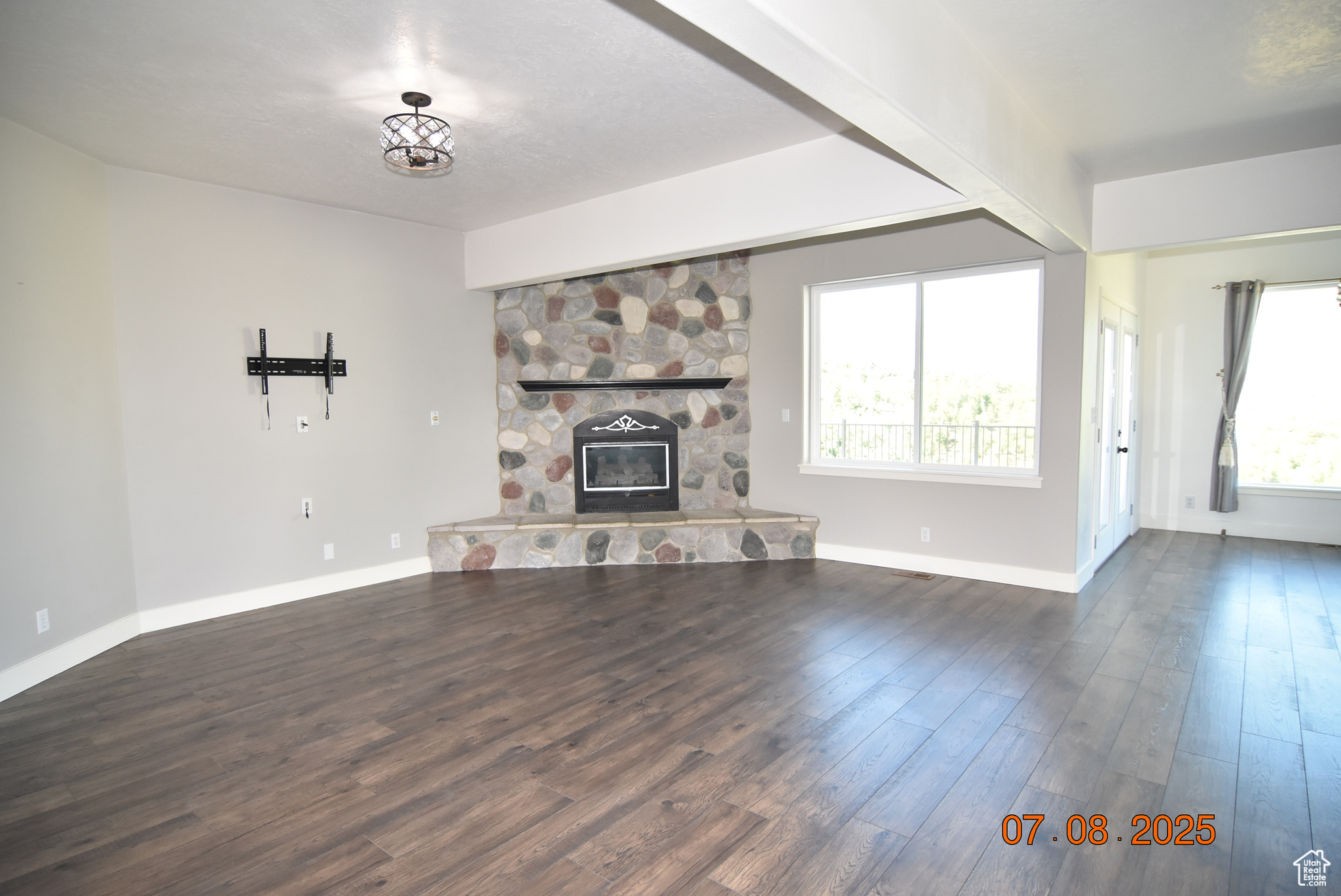 OAK BLUFF ESTATES - Residential