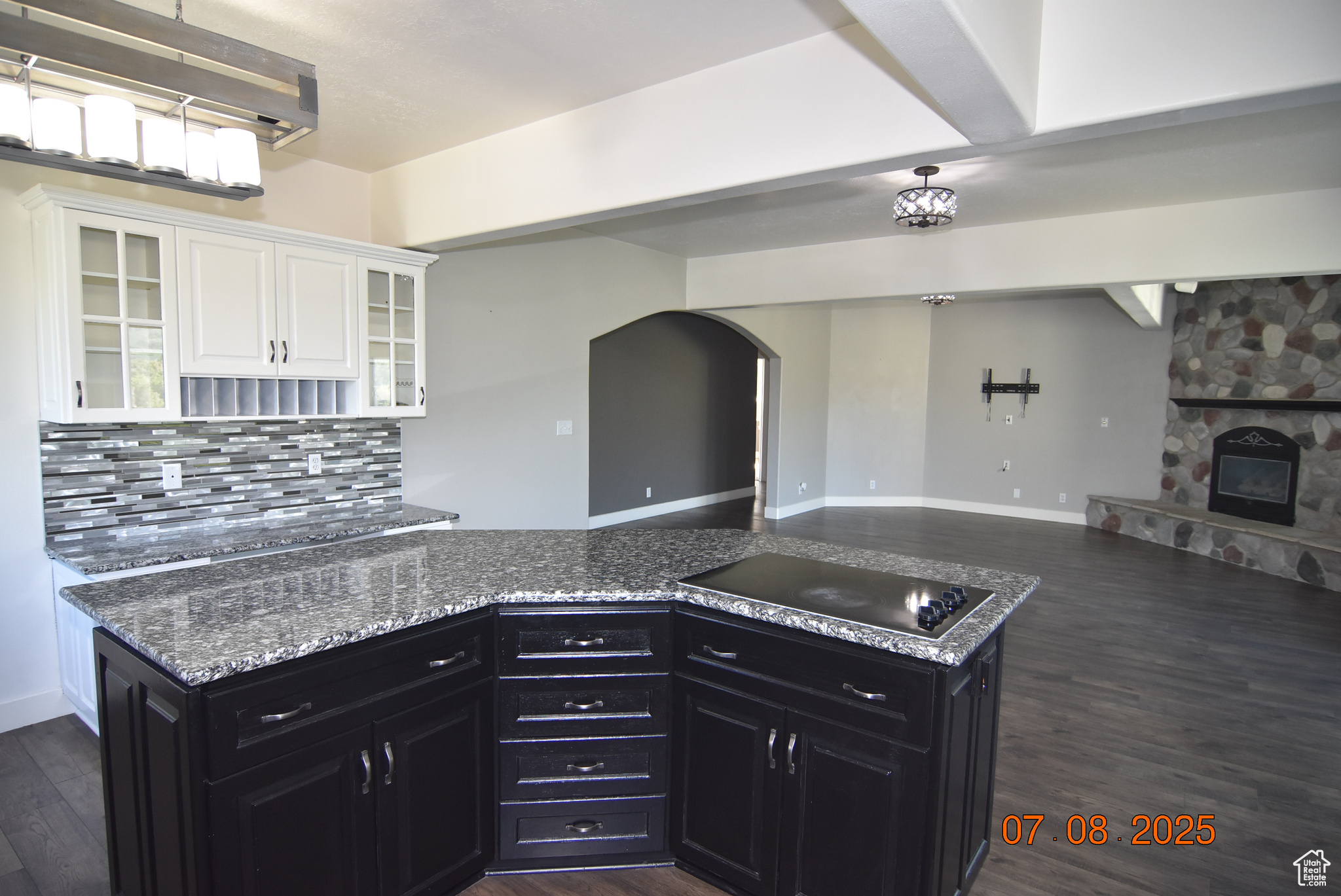 OAK BLUFF ESTATES - Residential