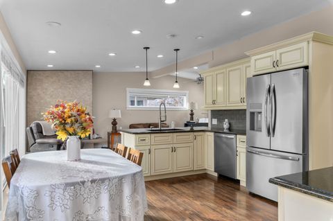 Tiny photo for 4085 S OLYMPIC WAY, Holladay, UT 84124 (MLS # 2129616)