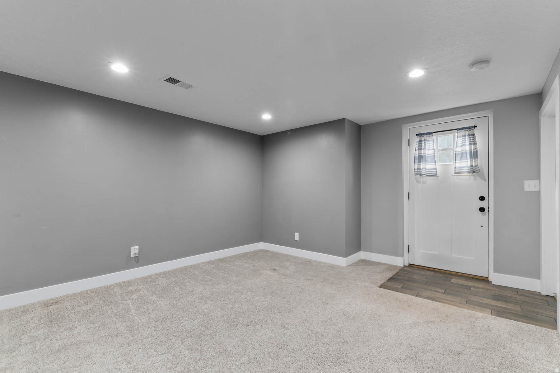 COUNTRY HEIGHTS SUB - Residential