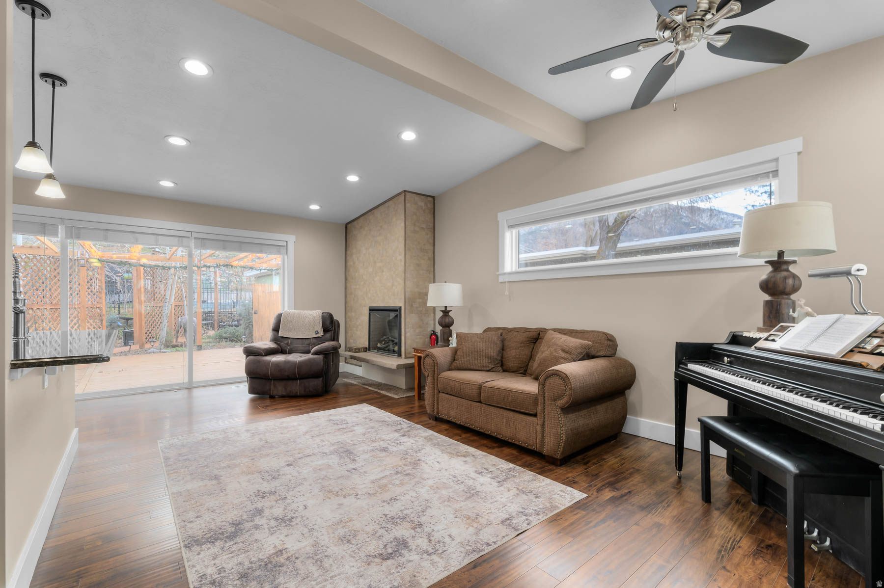 COUNTRY HEIGHTS SUB - Residential