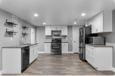 Tiny photo for 4085 S OLYMPIC WAY, Holladay, UT 84124 (MLS # 2129616)