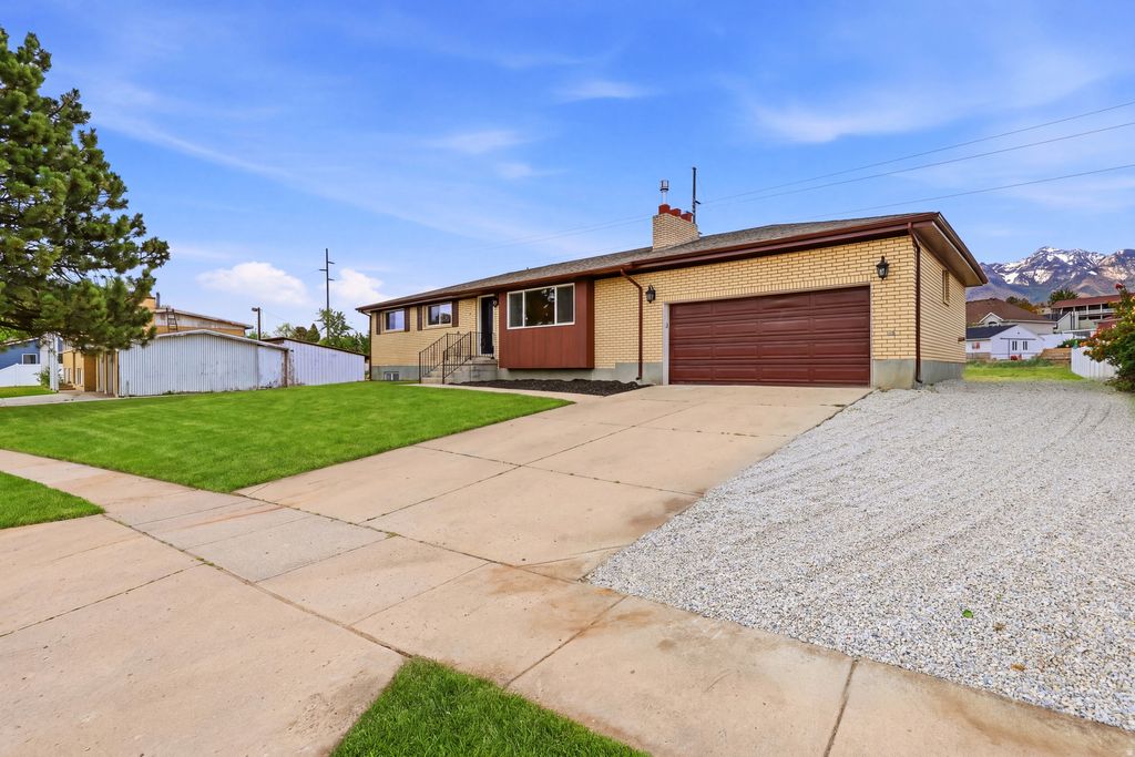 Photo of 8643 S VAQUERO DR E, Sandy, UT 84094 (MLS # 2153339)