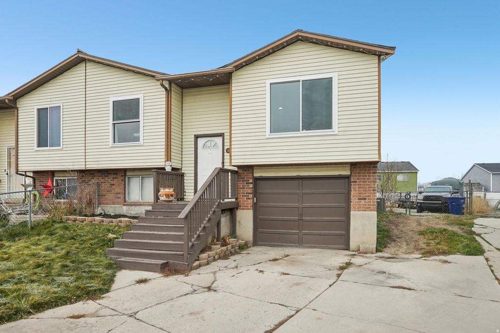 Photo of 8064 W MELVILLE CIR, Magna, UT 84044 (MLS # 2131519)