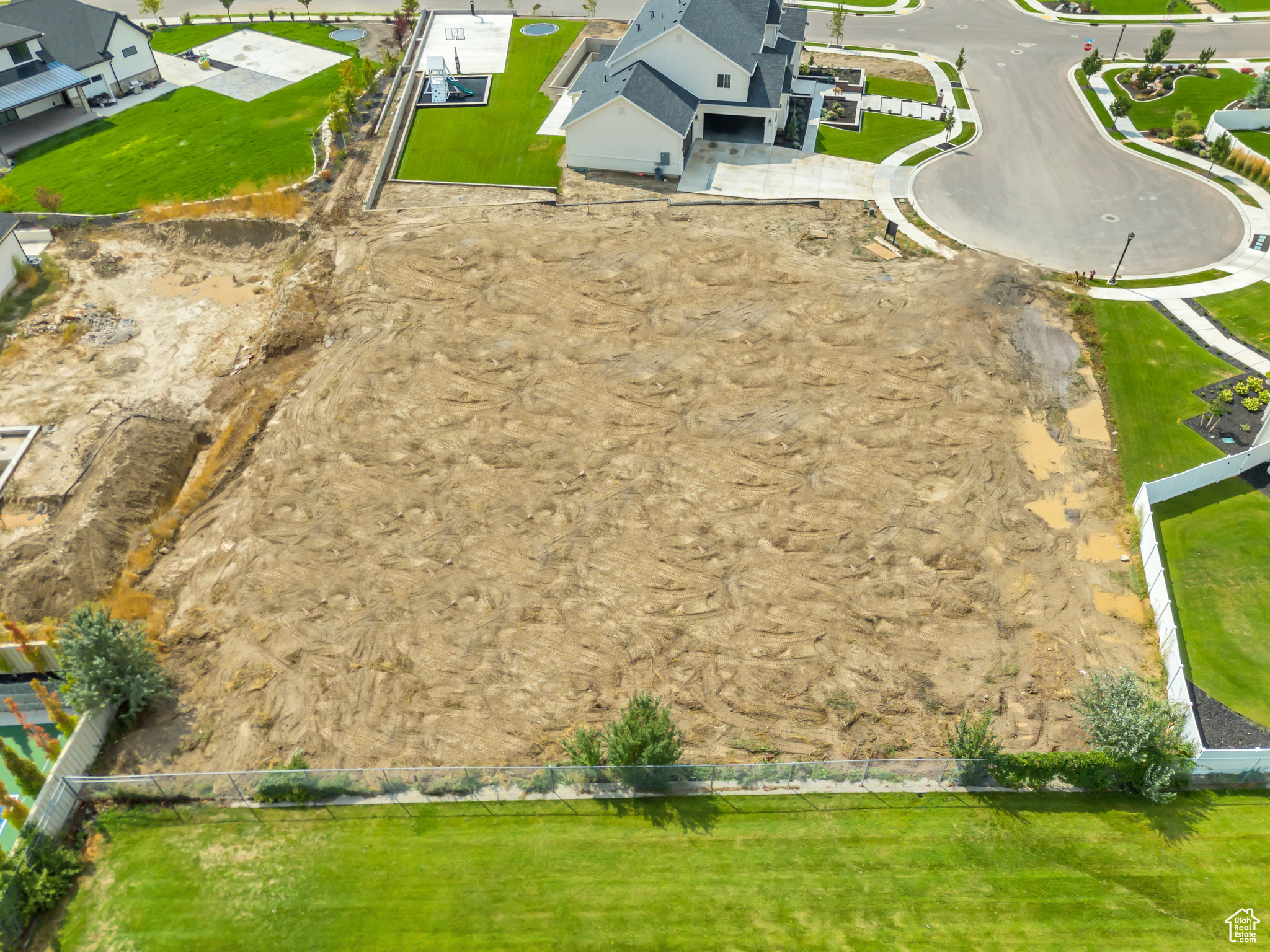 OAK RIDGE PHASE 2 - Land