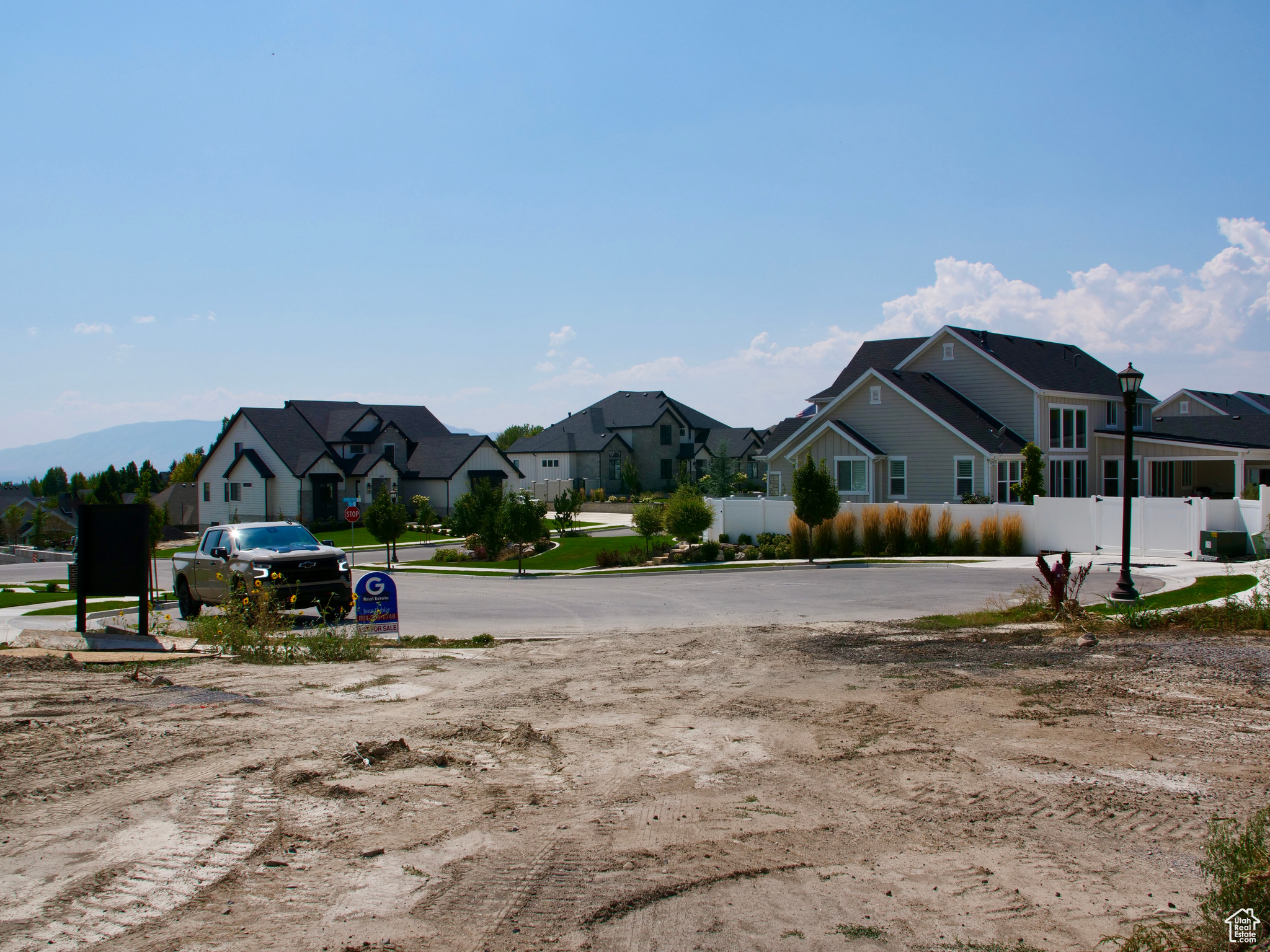 OAK RIDGE PHASE 2 - Land