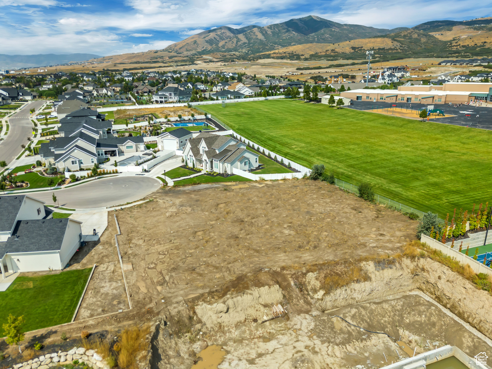 OAK RIDGE PHASE 2 - Land