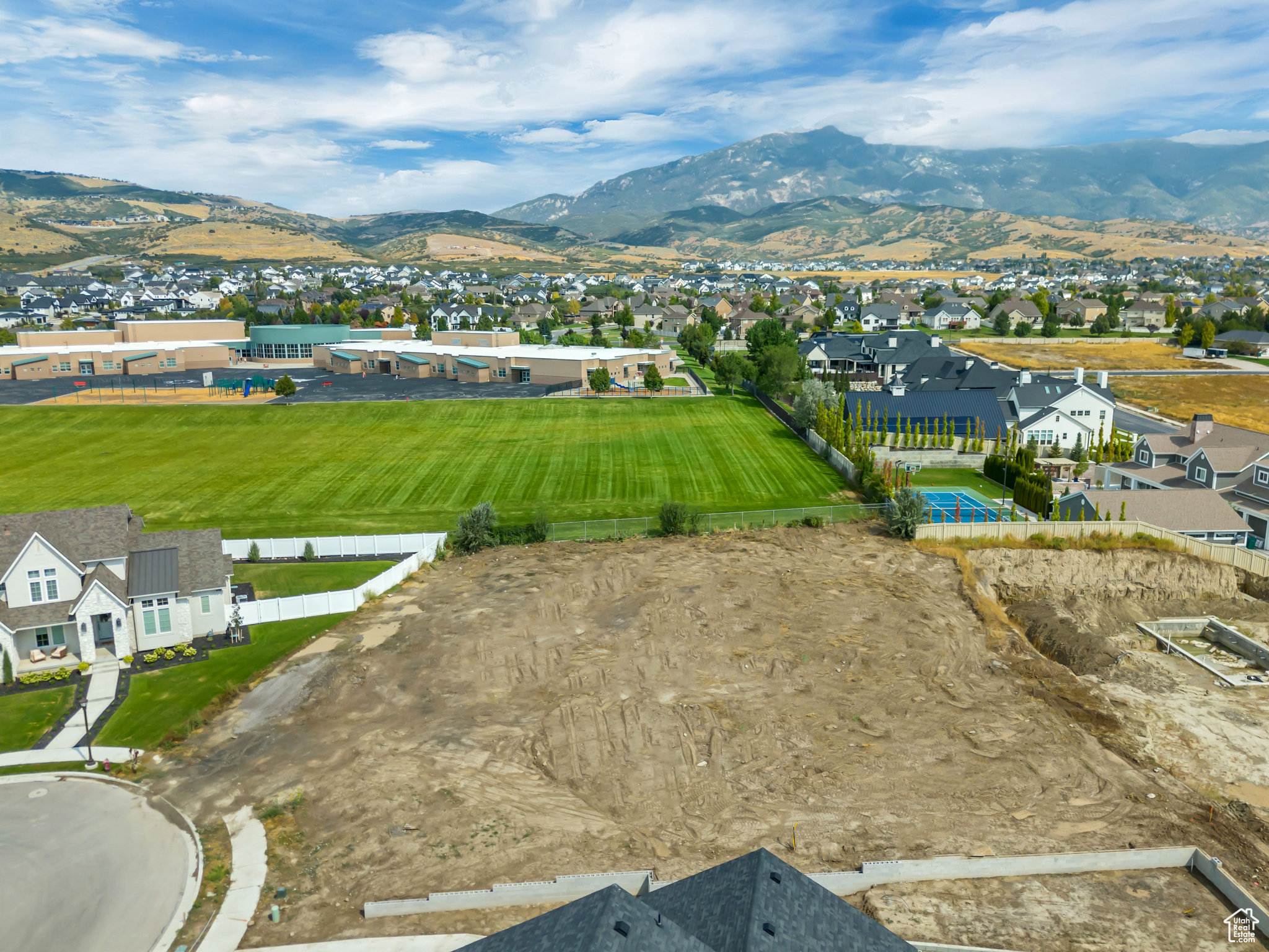 OAK RIDGE PHASE 2 - Land