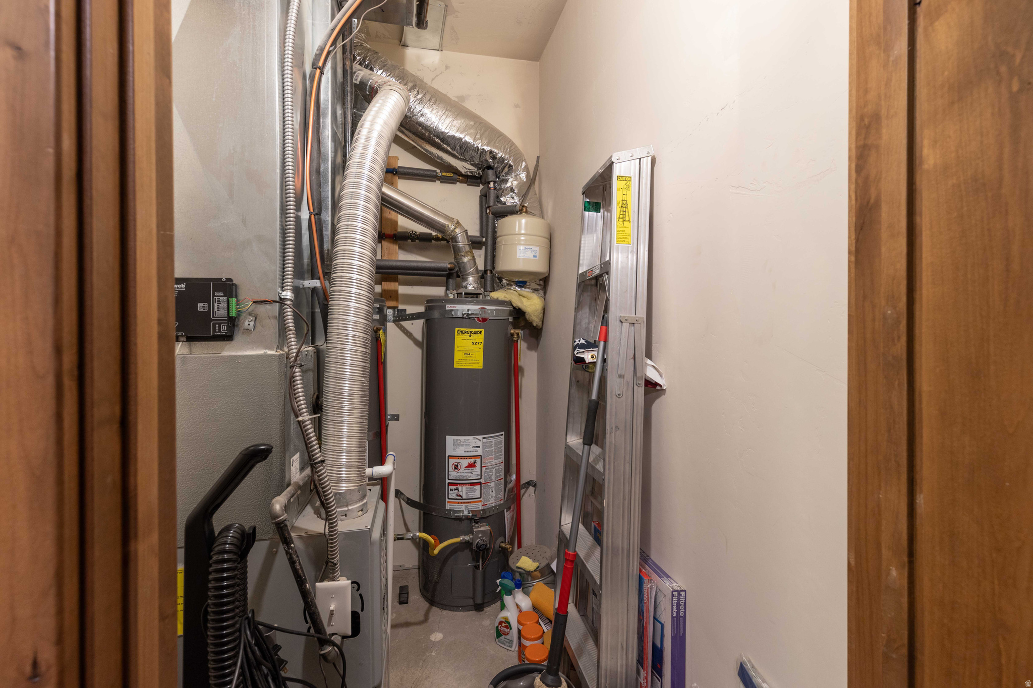 MOOSE HOLLOW - Residential