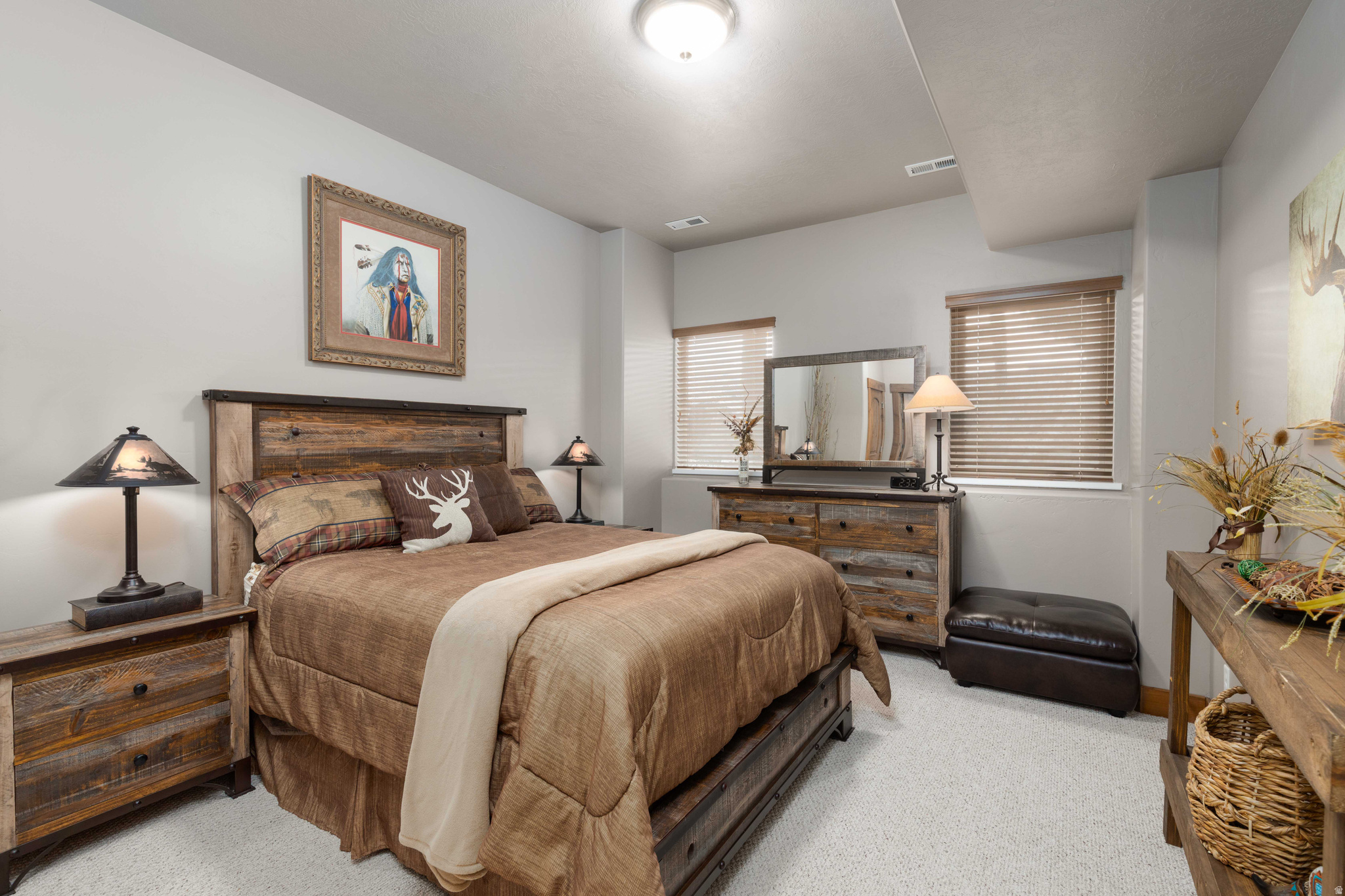 MOOSE HOLLOW - Residential