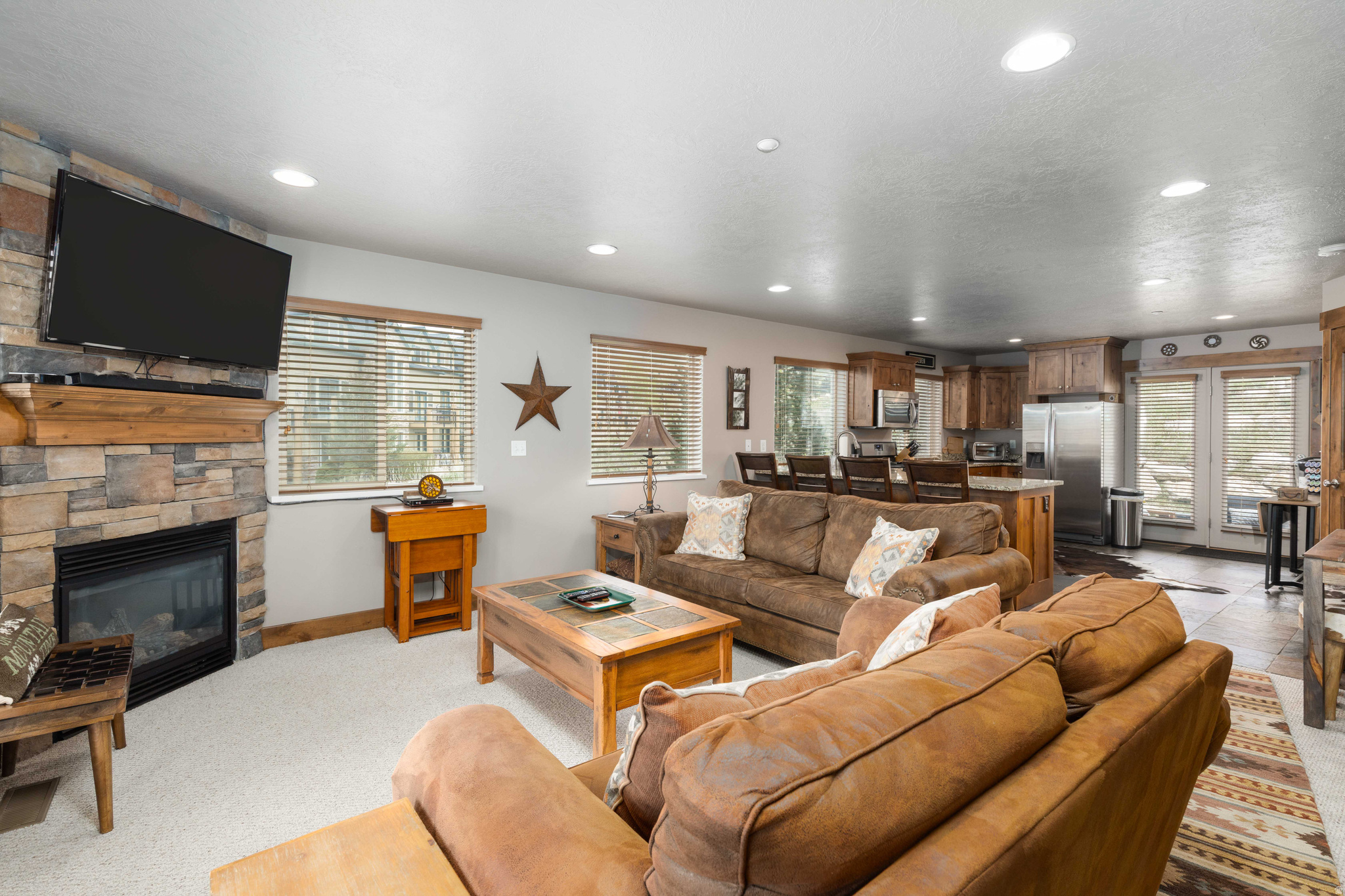 MOOSE HOLLOW - Residential