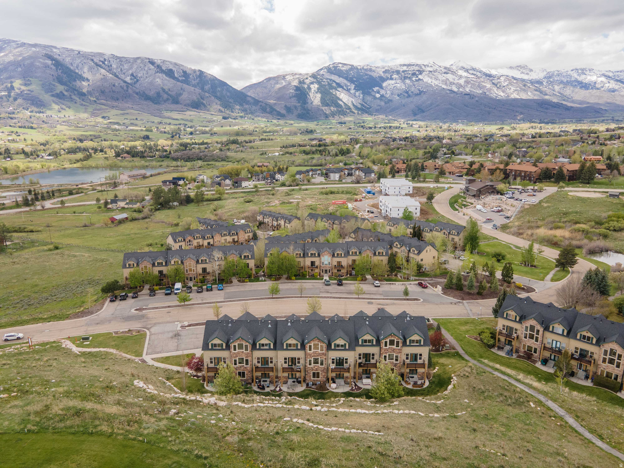 MOOSE HOLLOW - Residential