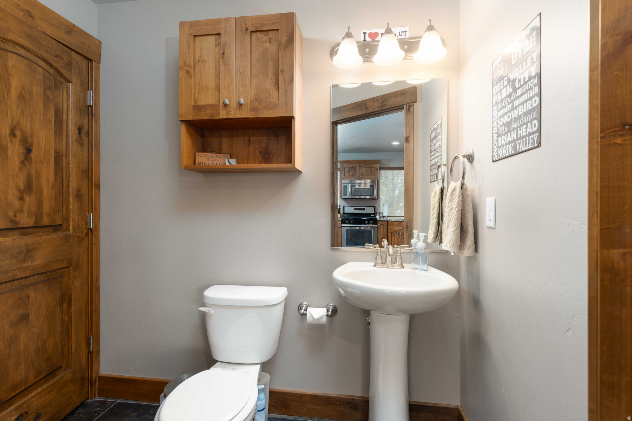 MOOSE HOLLOW - Residential