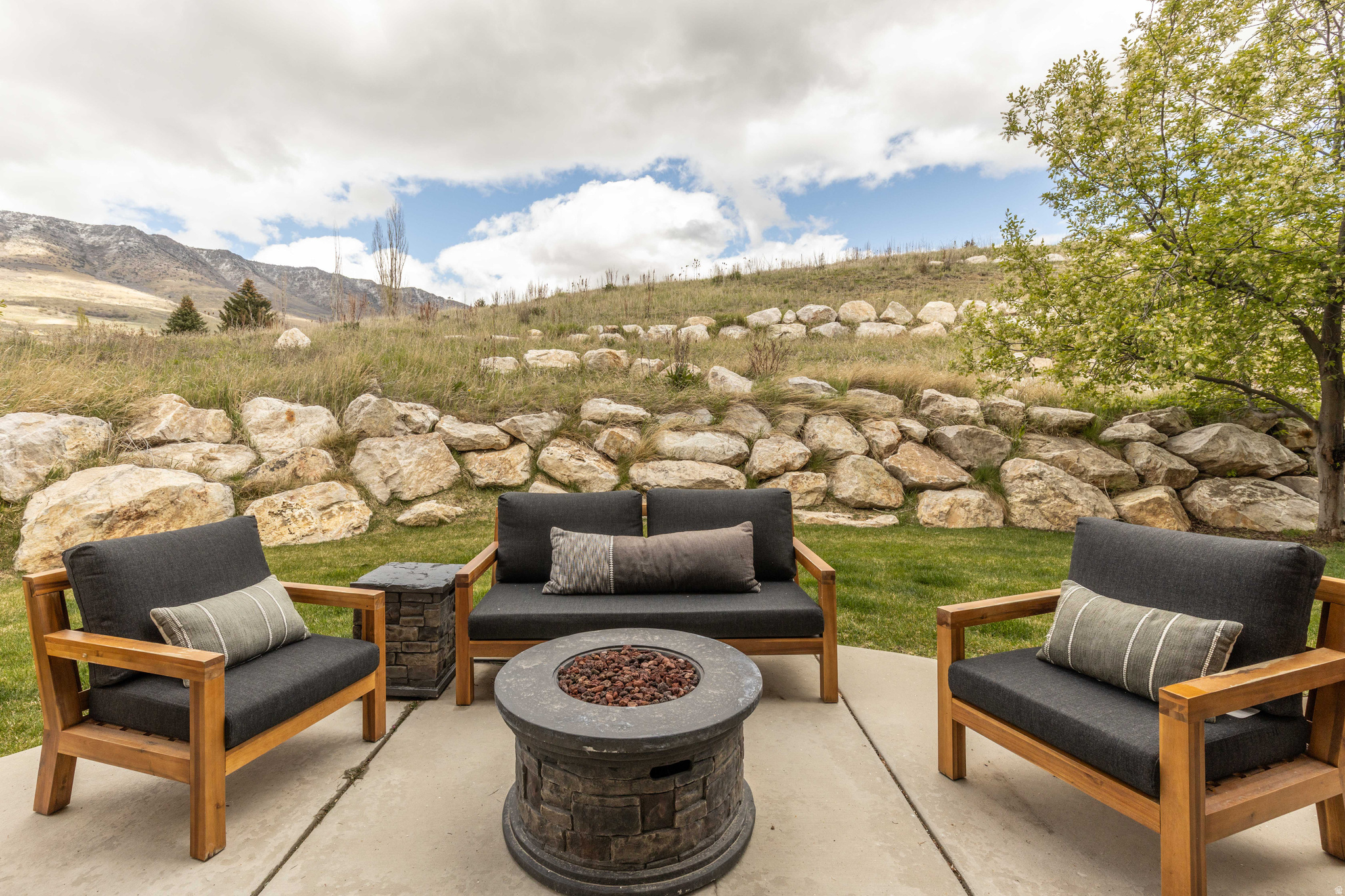 MOOSE HOLLOW - Residential