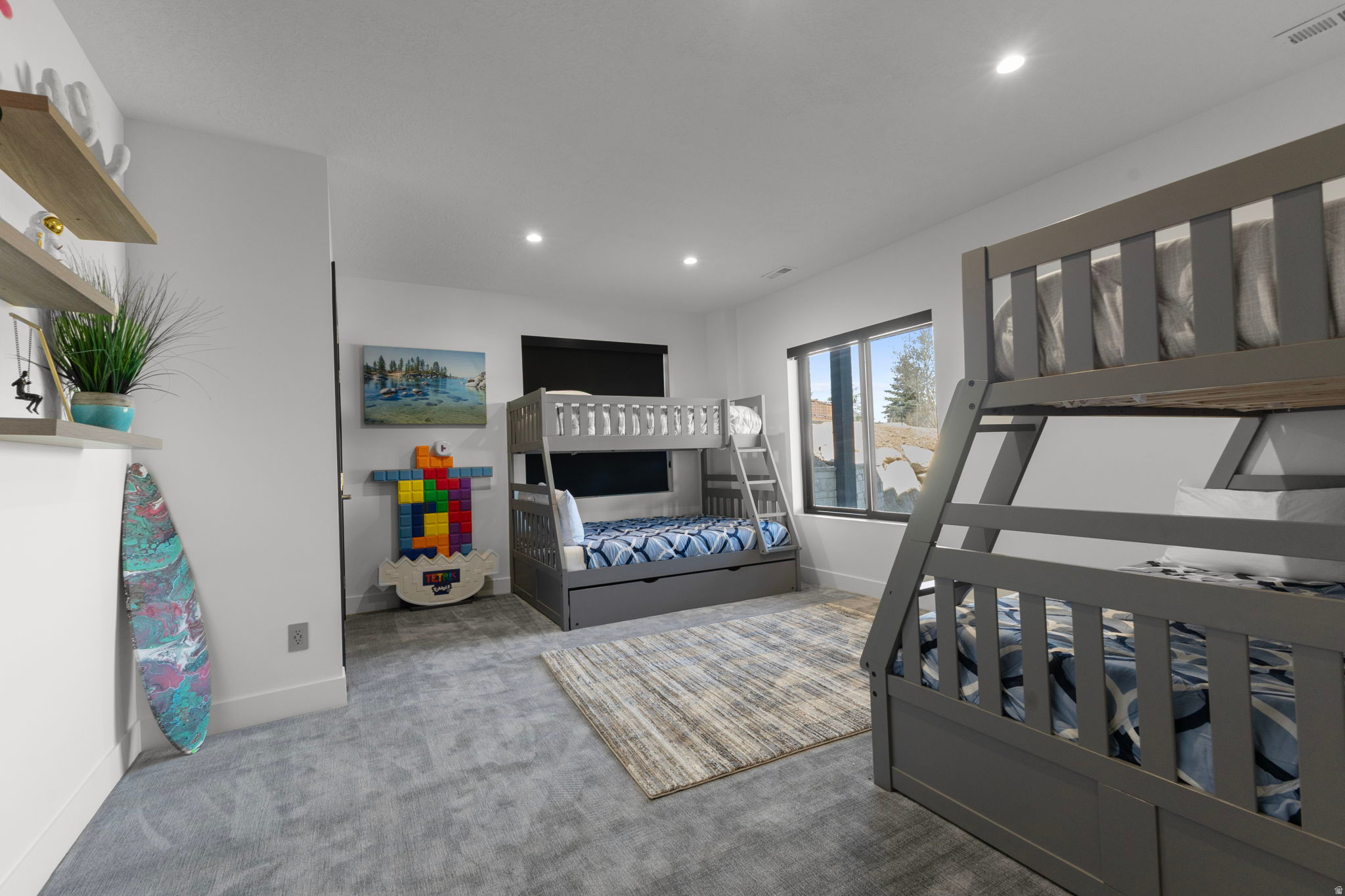 OMEGA SUB 6 - Residential