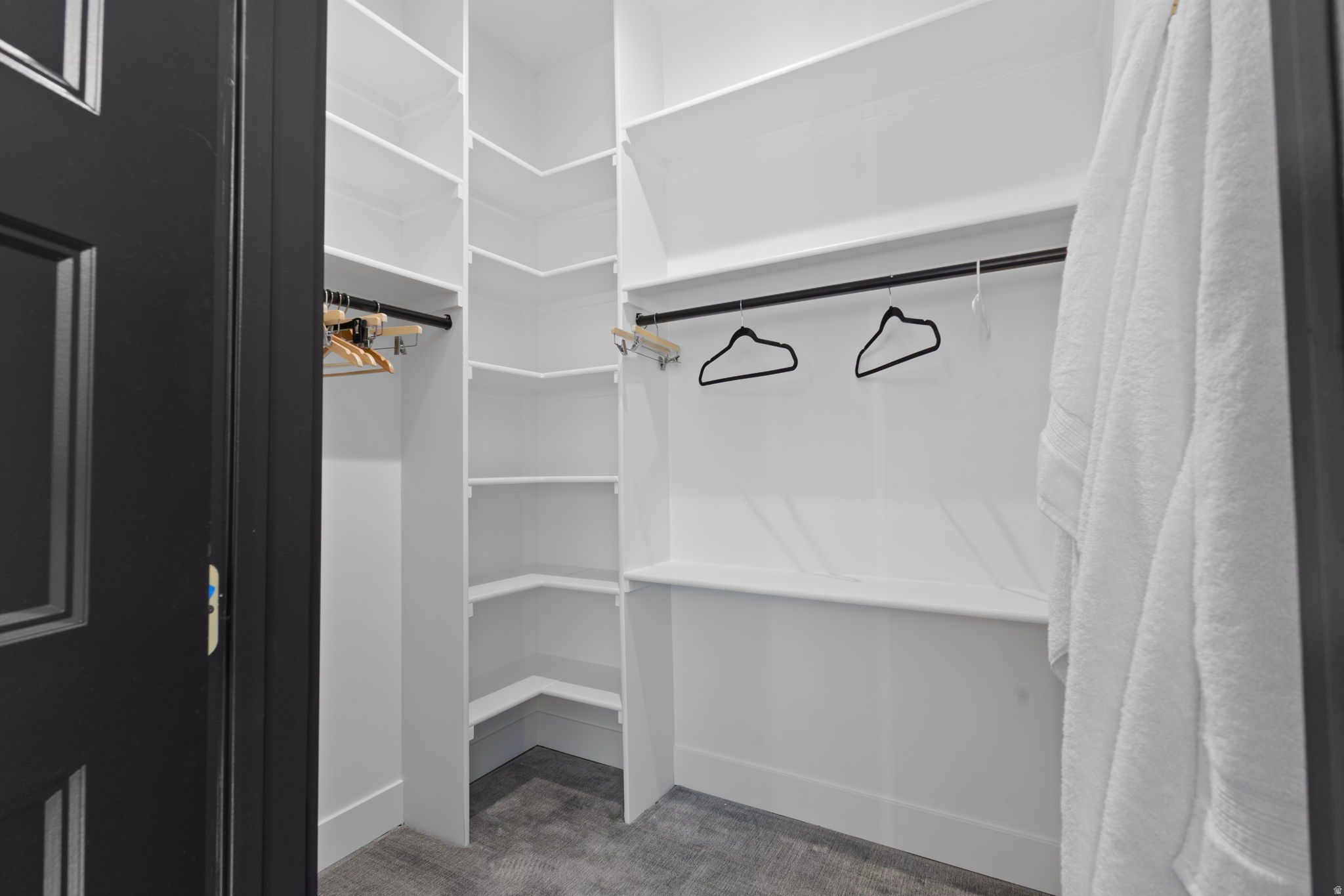 OMEGA SUB 6 - Residential