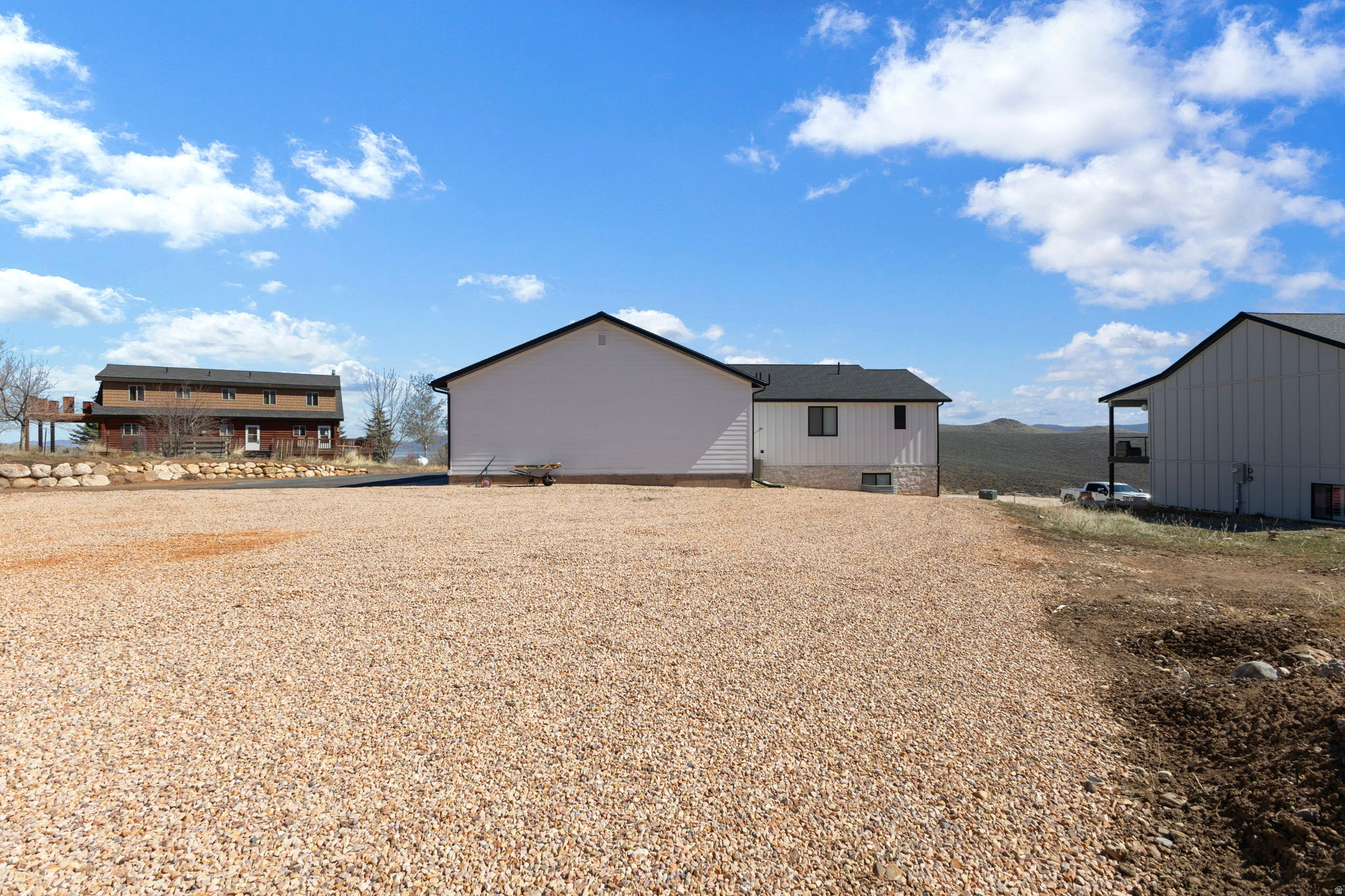 OMEGA SUB 6 - Residential