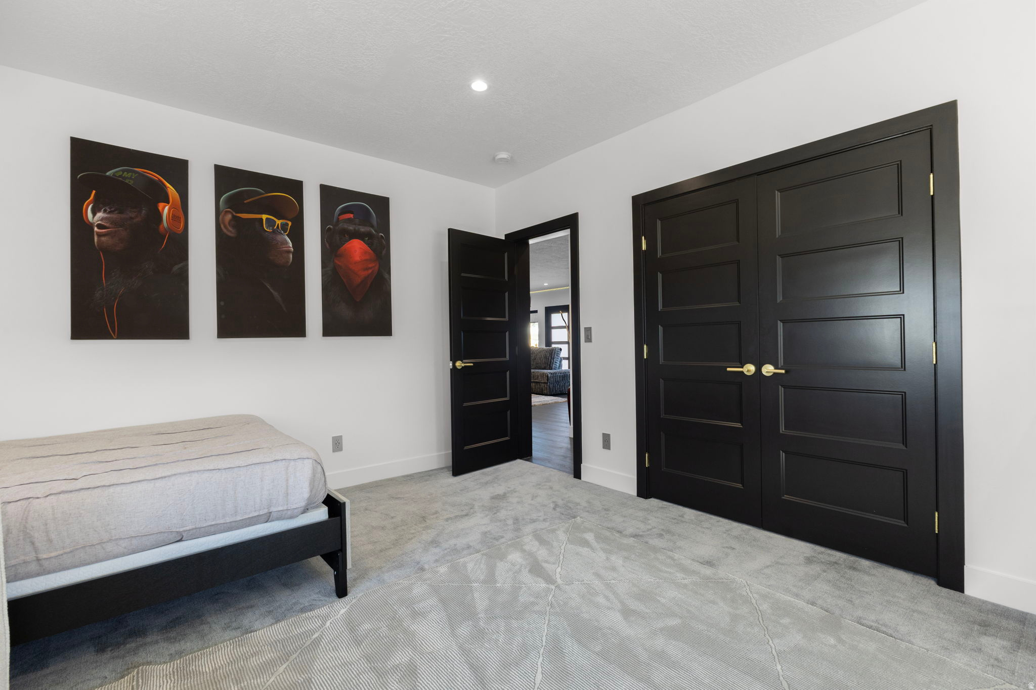 OMEGA SUB 6 - Residential