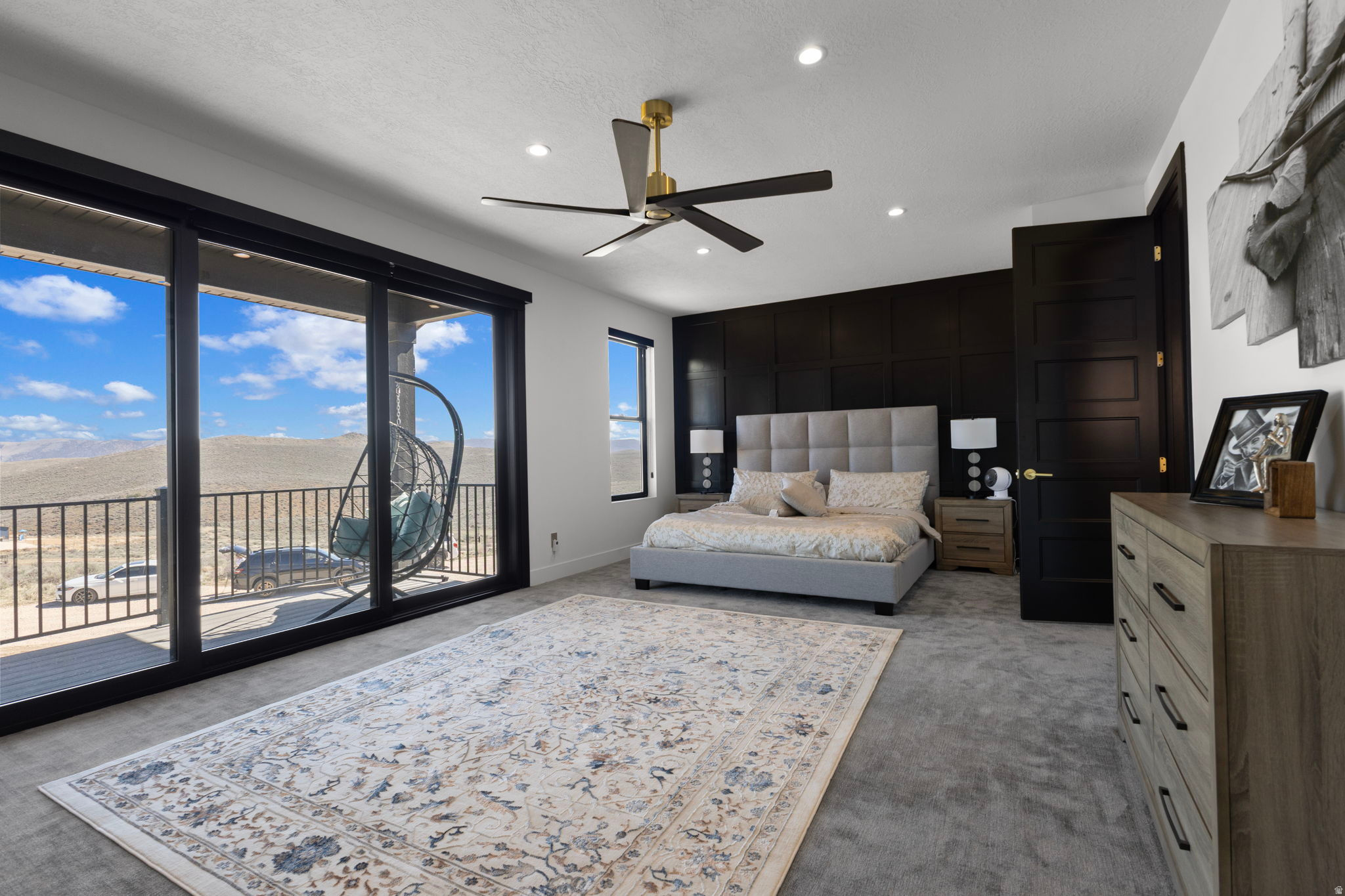 OMEGA SUB 6 - Residential