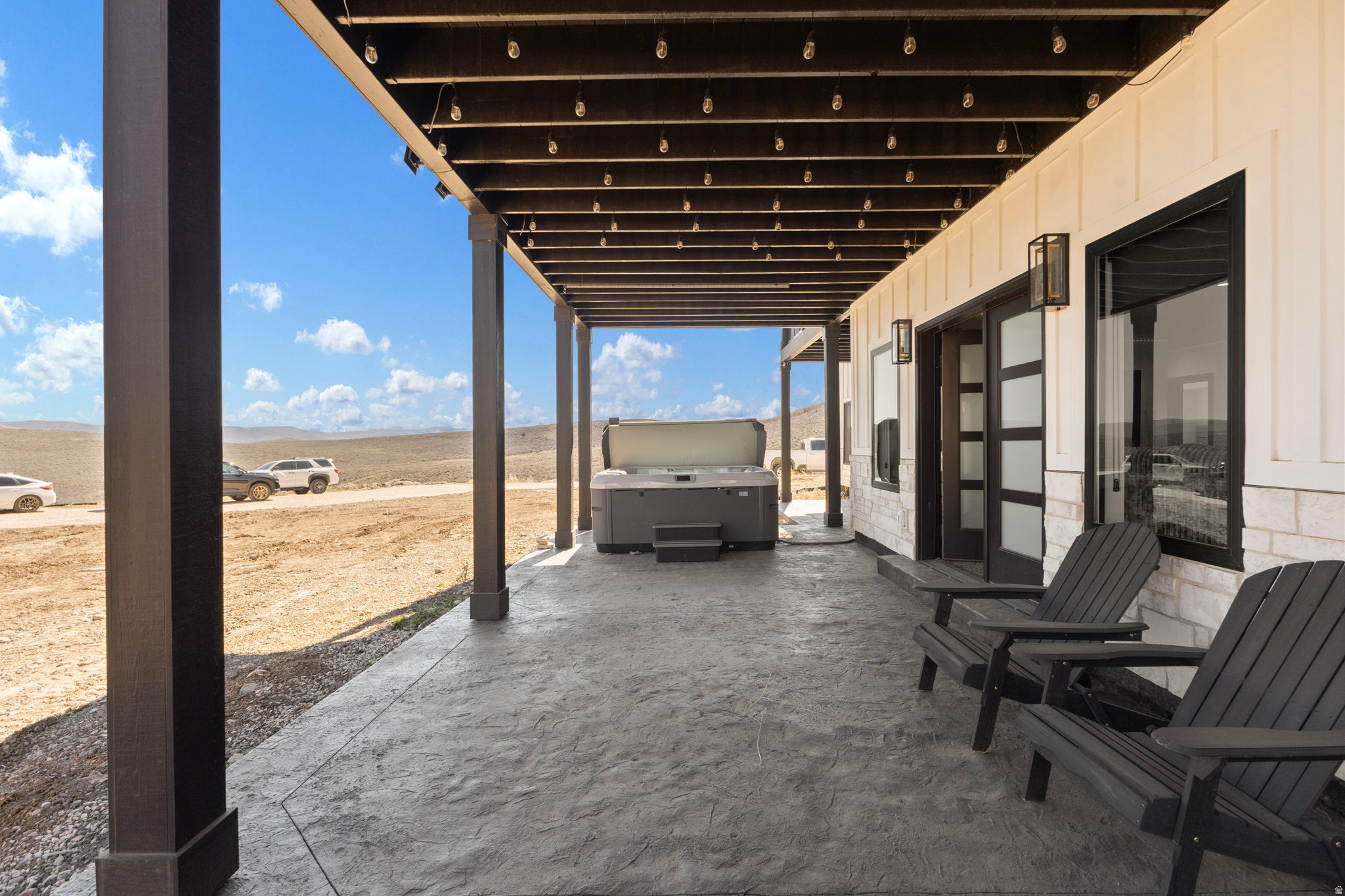 OMEGA SUB 6 - Residential