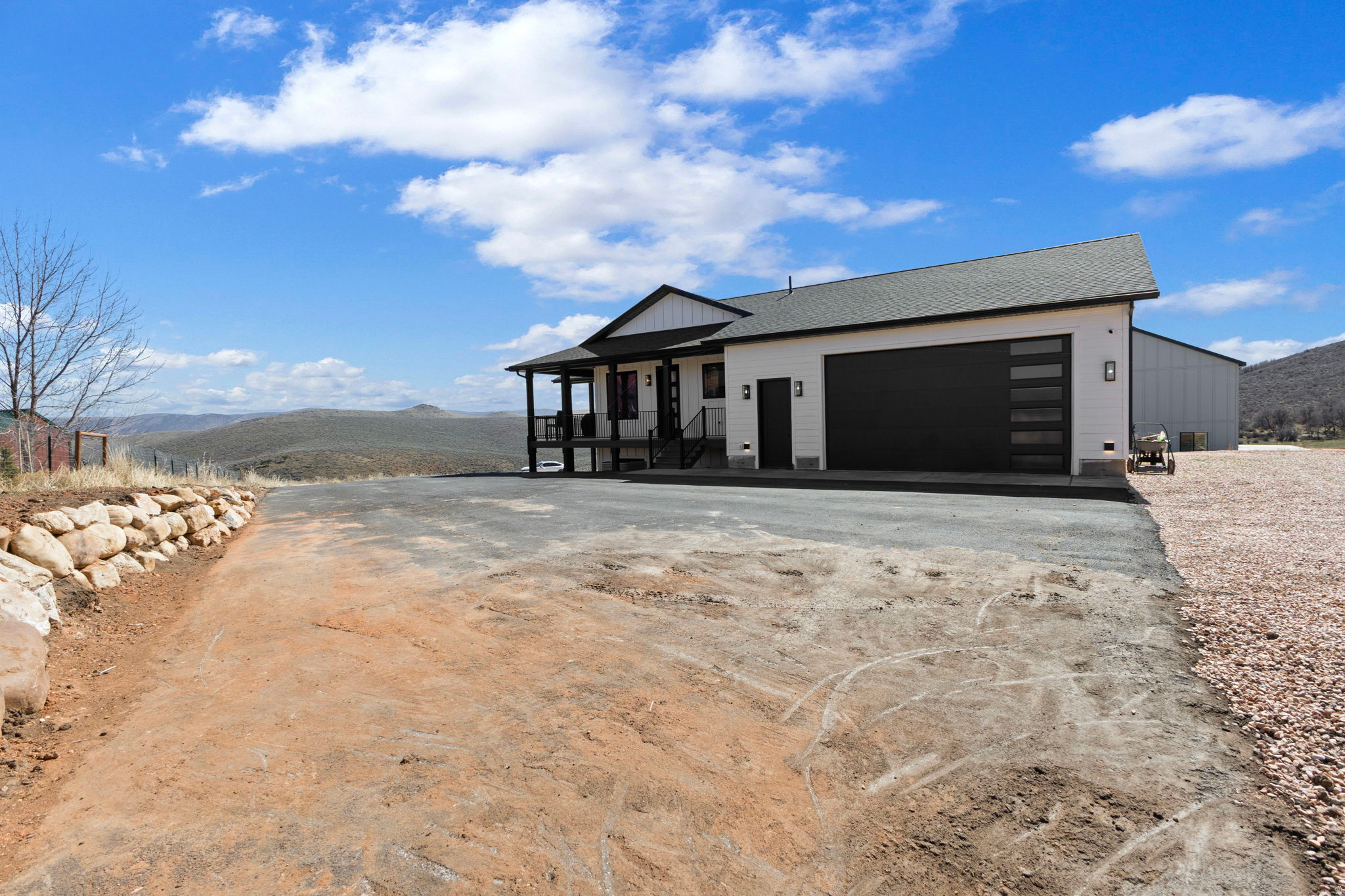 OMEGA SUB 6 - Residential