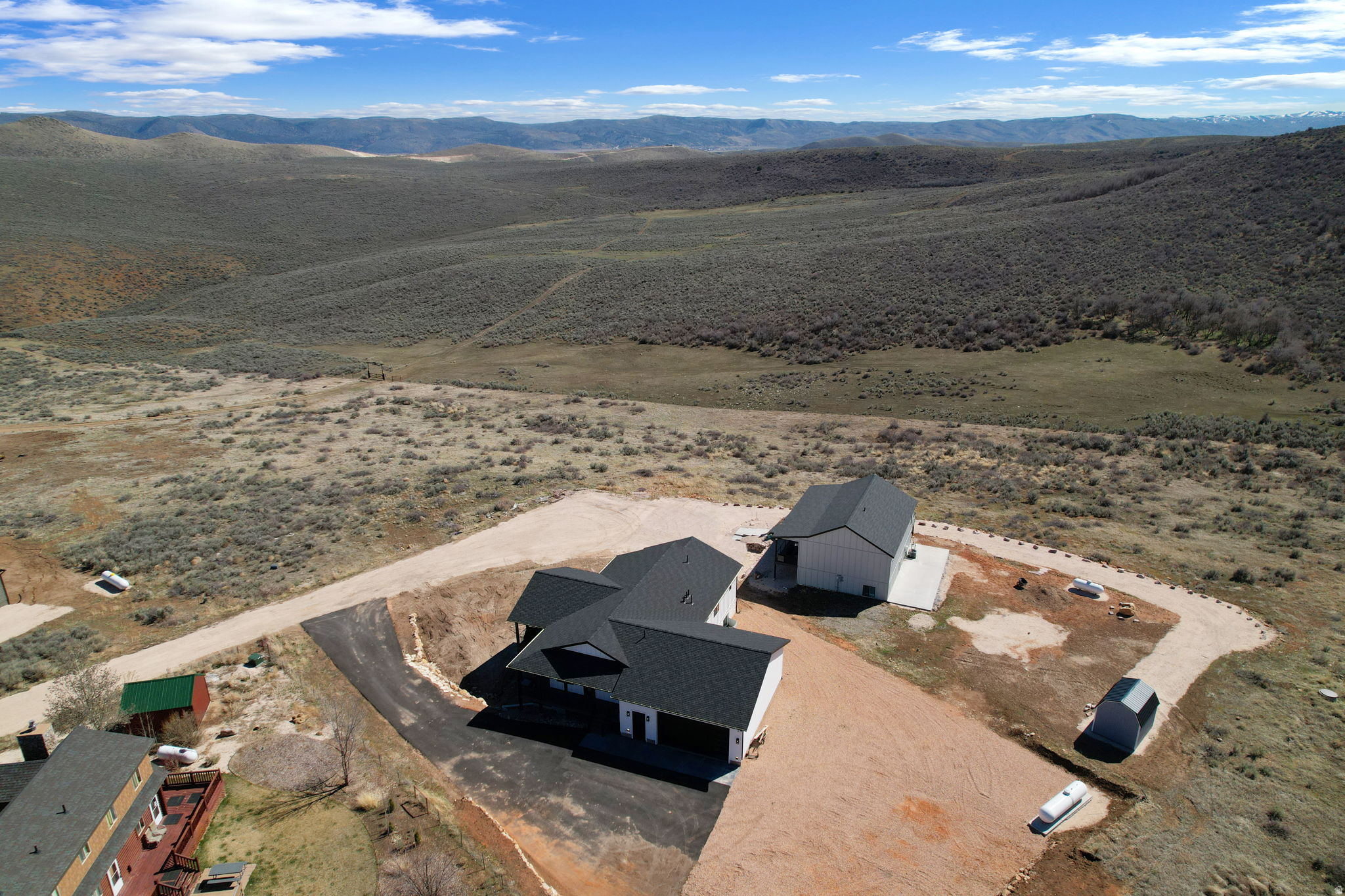 OMEGA SUB 6 - Residential