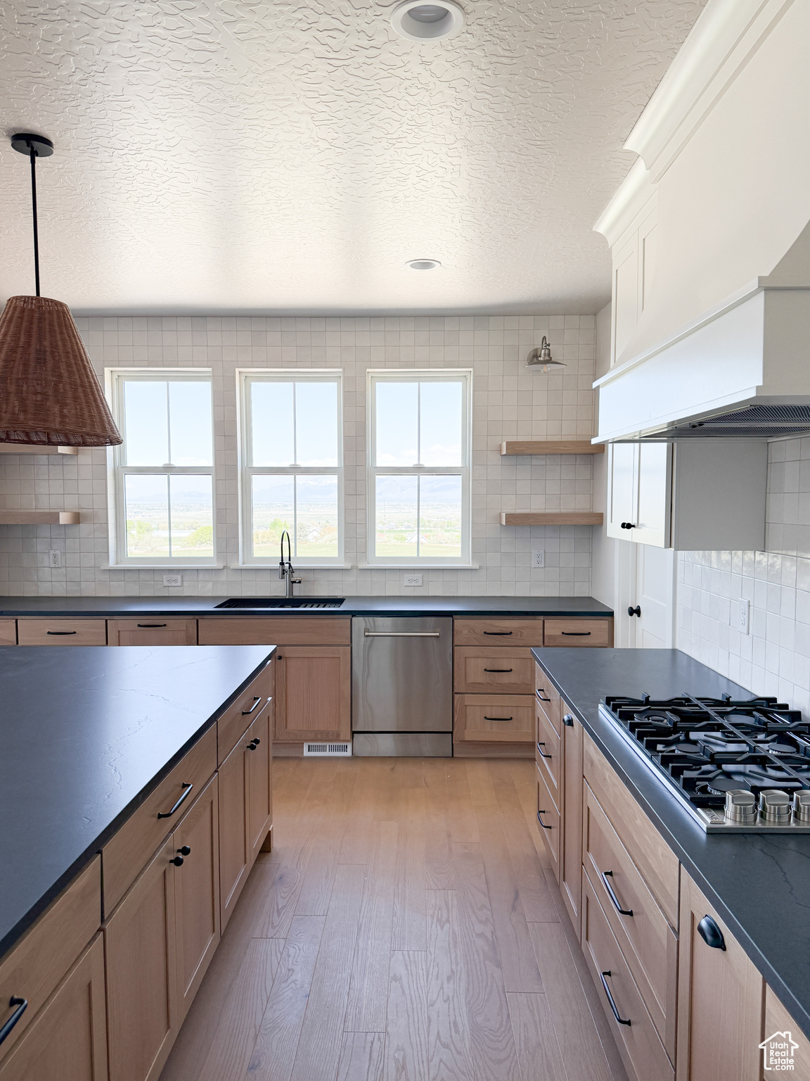 AMBLEVIEW ESTATES - Residential