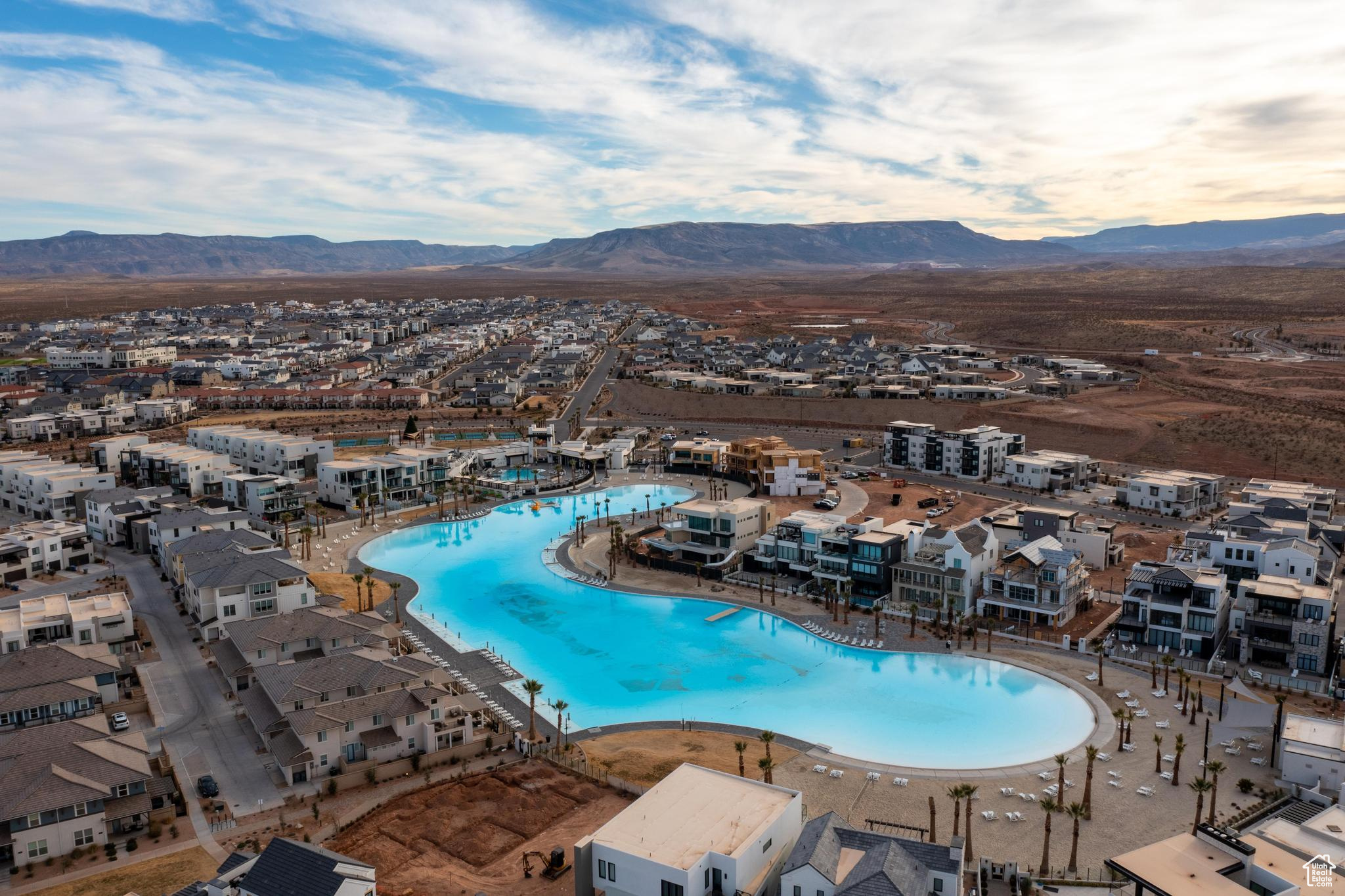 DESERT COLOR RESORT PH 5 - Residential