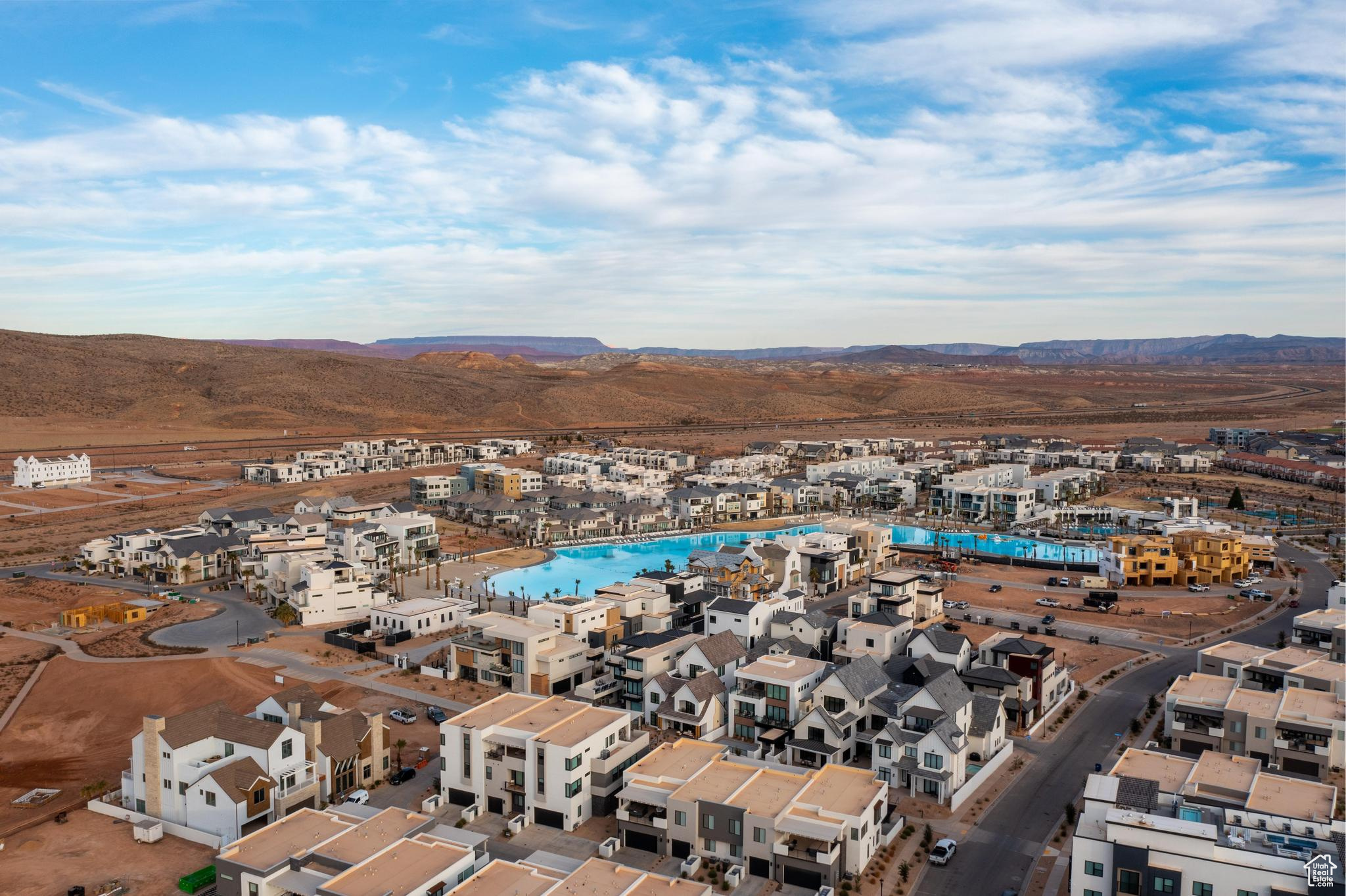 DESERT COLOR RESORT PH 5 - Residential