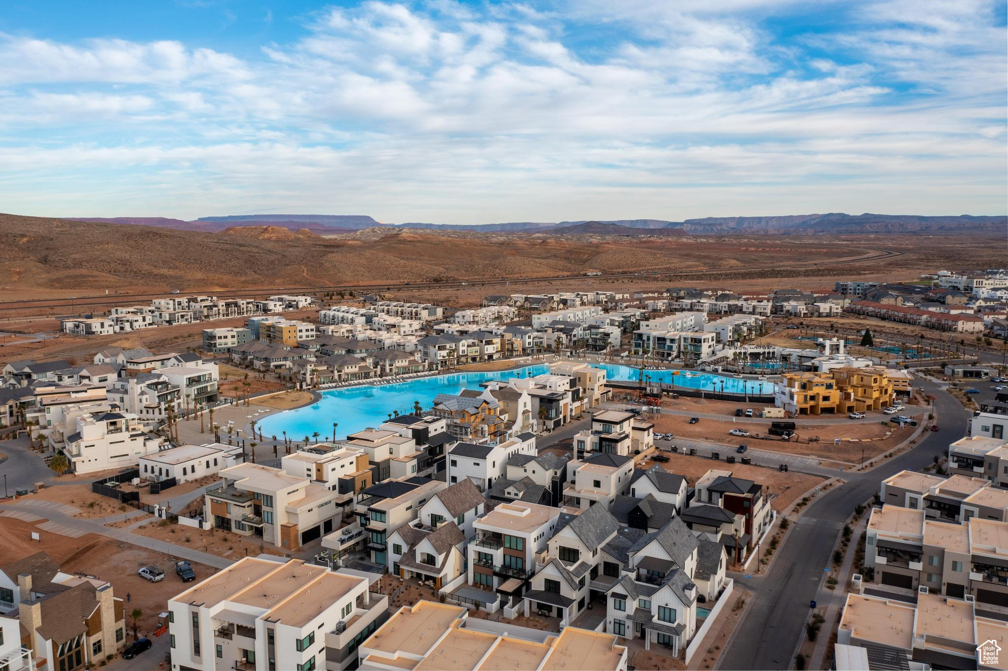 DESERT COLOR RESORT PH 5 - Residential