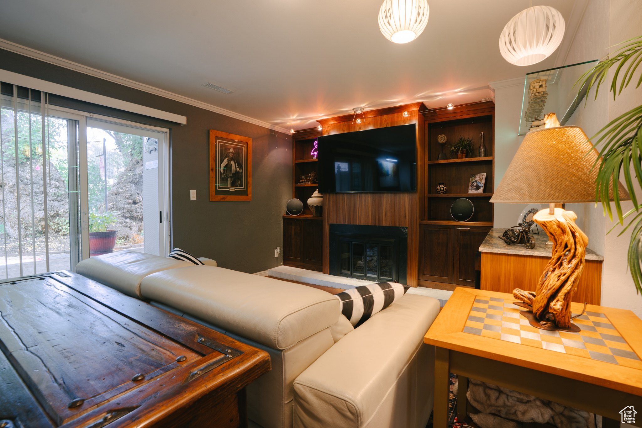 WILLOWS CONDM - Residential