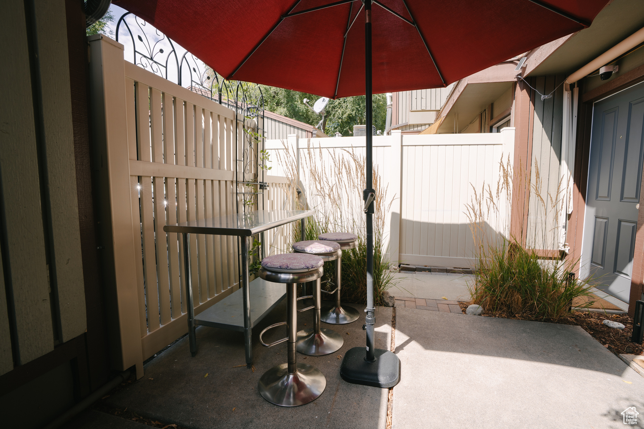 WILLOWS CONDM - Residential