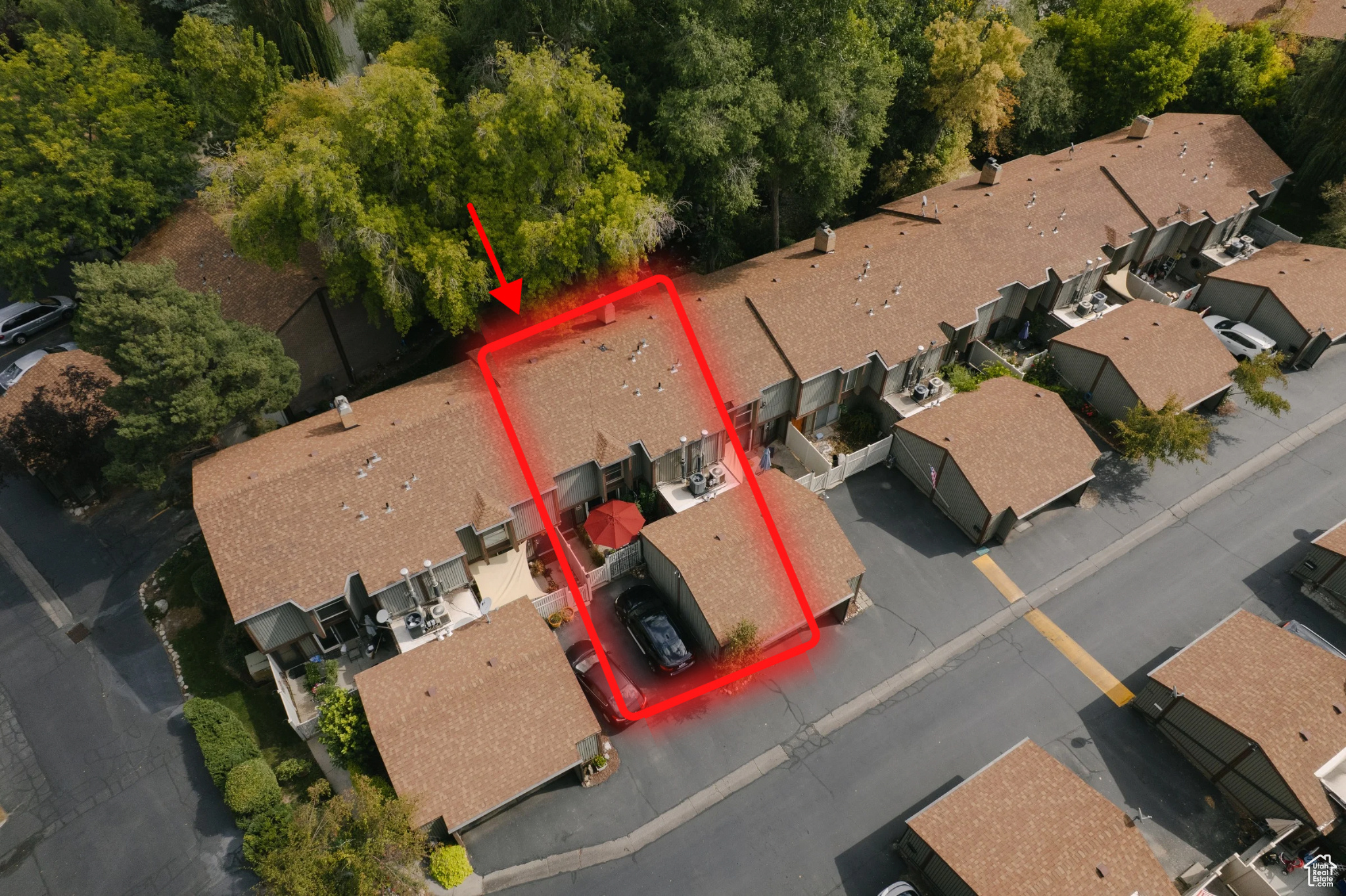 WILLOWS CONDM - Residential