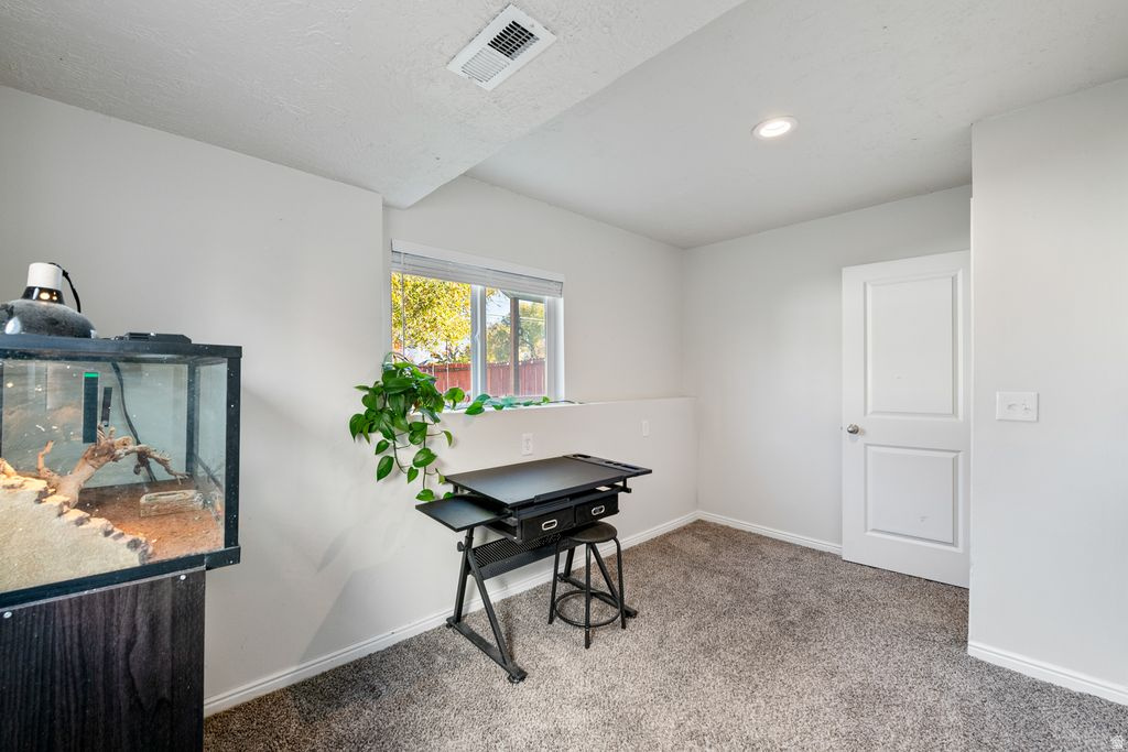 RIVER RIDGE - Residential