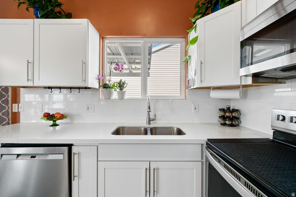 RIVER RIDGE - Residential